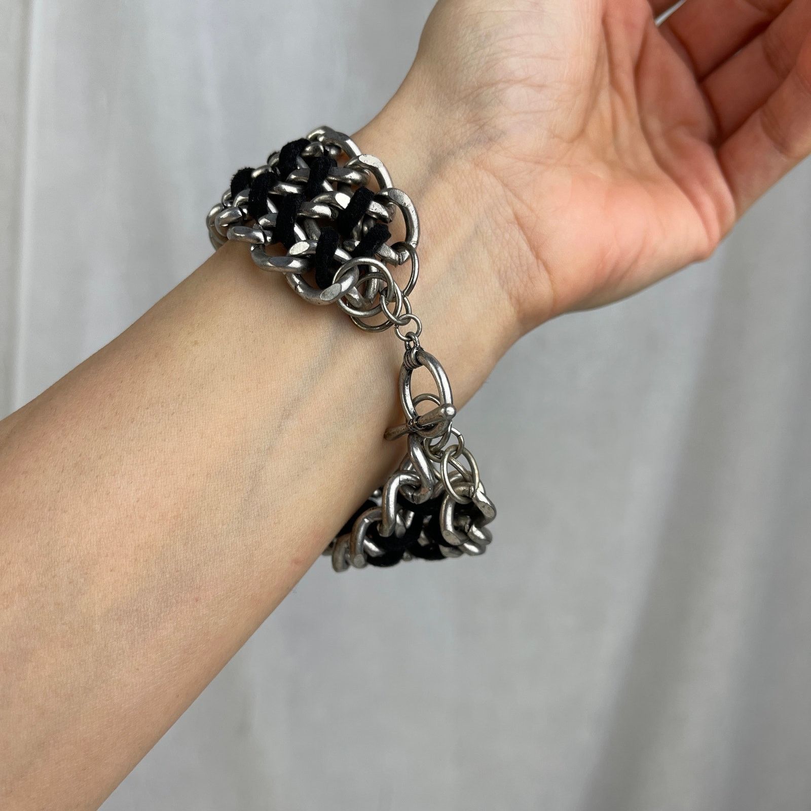 Other Silver Tone Chain Link Bracelet Black Braided Faux Leather Size ONE SIZE - 14 Thumbnail