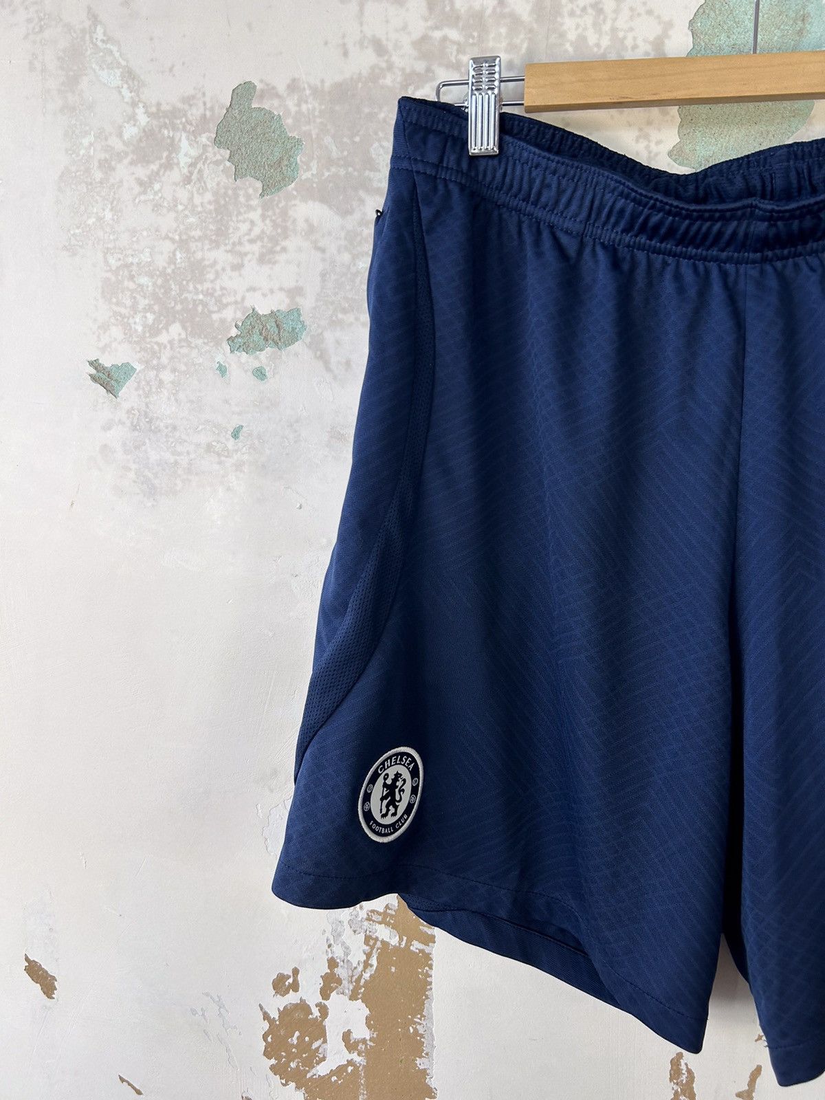 Chelsea Soccer × Nike NIKE FC GHELSEA SOCCER SHORTS Size US 36 / EU 52 - 2 Thumbnail