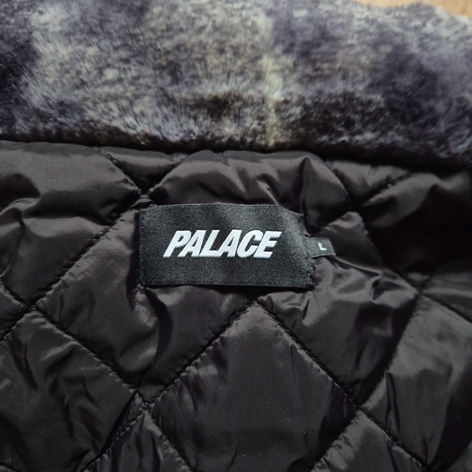 Palace Palace Furry Trucker Jacket Grey Large Brand New SS24 Size US L / EU 52-54 / 3 - 4 Thumbnail