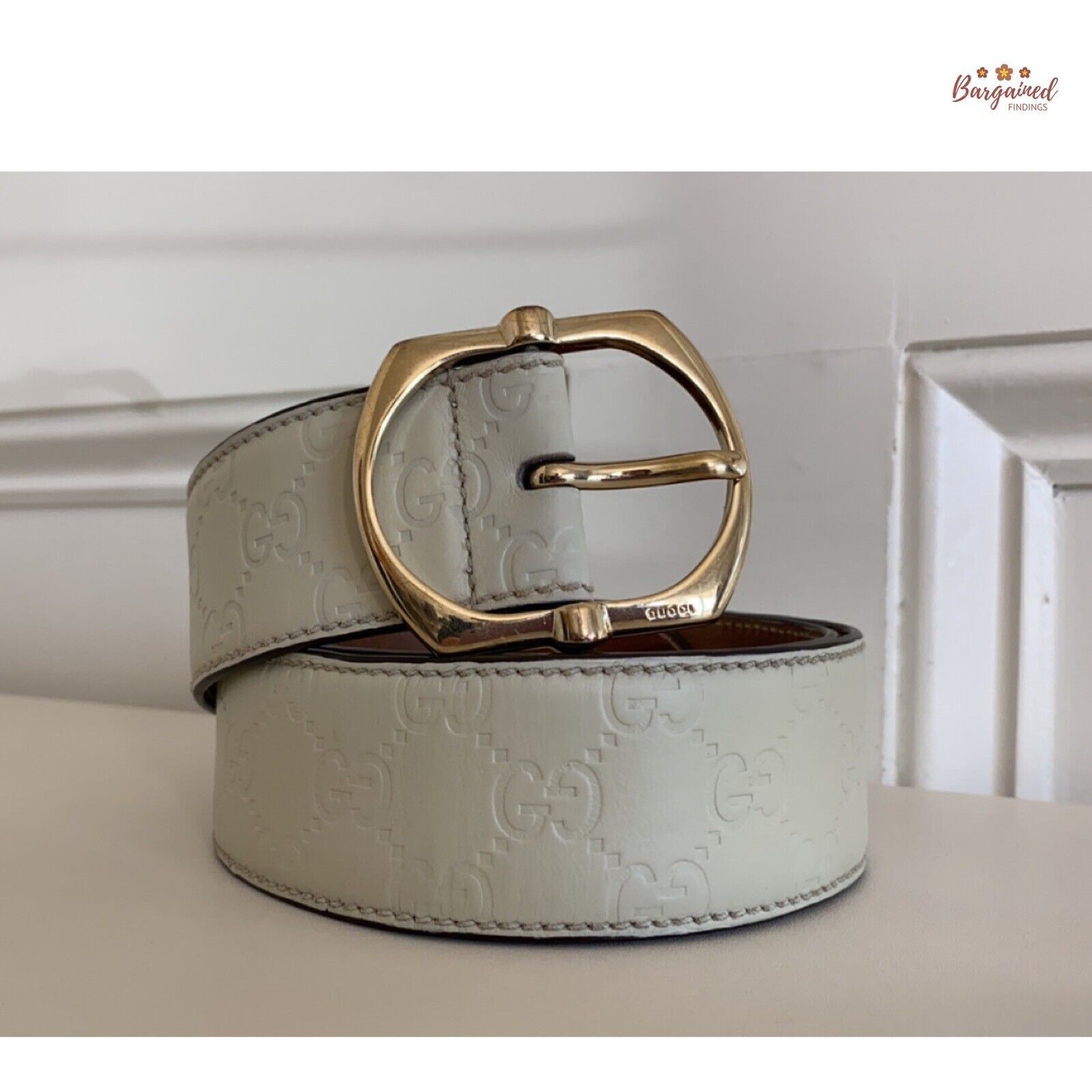Gucci GG Embossed Signature Leather Gold Pin Buckle Belt