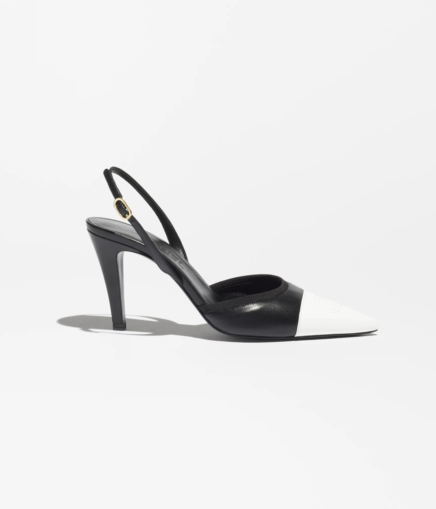 Chanel 26P White CC Logo Pointed Toe Slingback Mule Heel Pump 39.5 Size US 9.5 / IT 39.5 - 1 Thumbnail