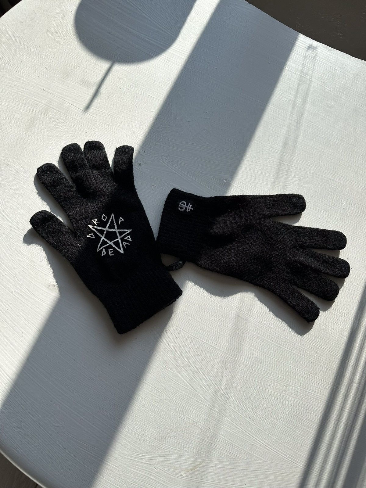 Drop Dead Clothing Drop Dead Wool Gloves Black OS Size ONE SIZE - 1 Thumbnail