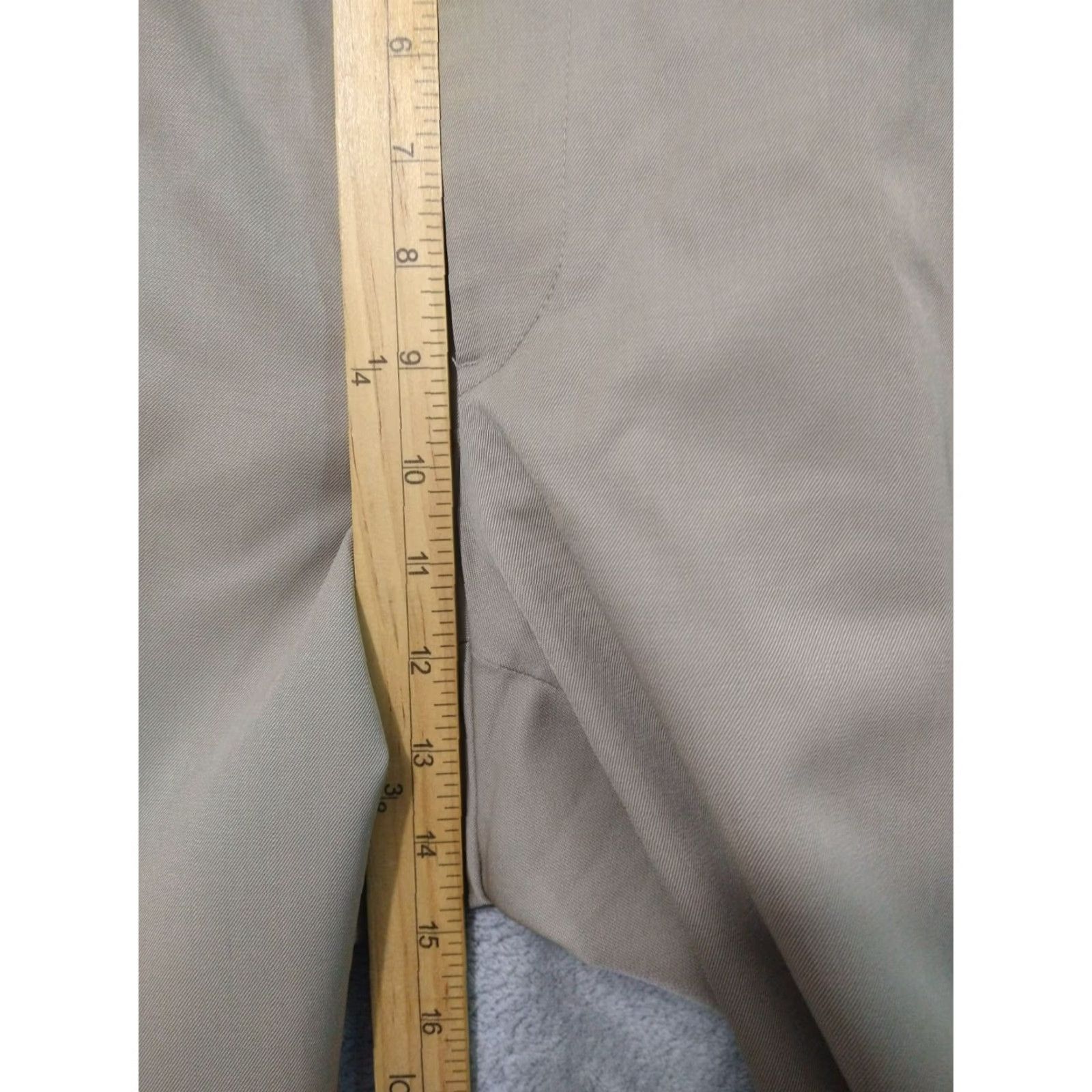 Brooks Brothers Brooks Brothers Dress Pants Mens 40x32 Beige Wool Flat Front Straight Leg Preppy Dress Pants Mens Beige Wool Flat Front Straight Leg Brooks Brothers Size US 40 / EU 56 - 4 Thumbnail