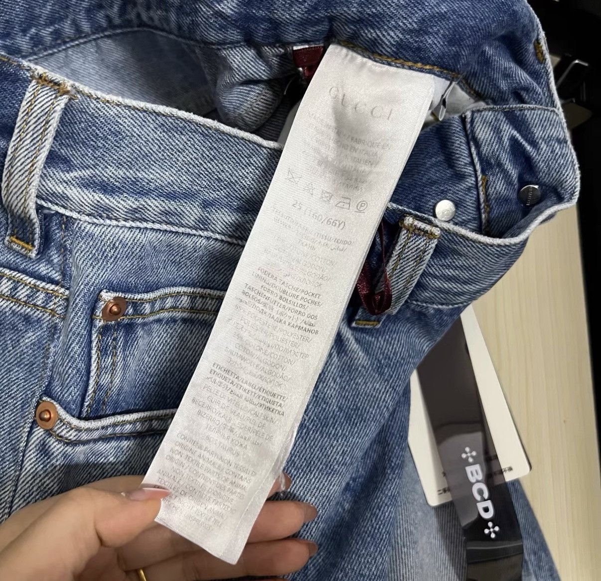 Gucci Gucci 25 Washed Denim Straight-Leg Pants J41 Size 25" / US 0 / IT 36 - 4 Thumbnail