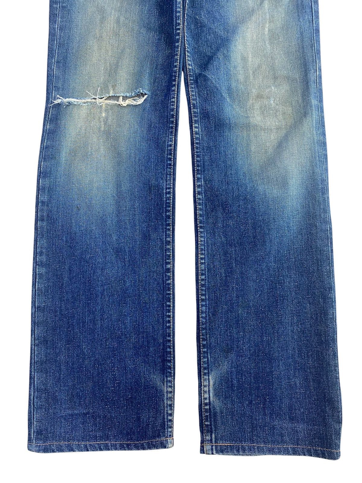 Levi's Levi’s 522 Faded Wash Ripped Style Straight Cut Jeans Size US 30 / EU 46 - 9 Thumbnail