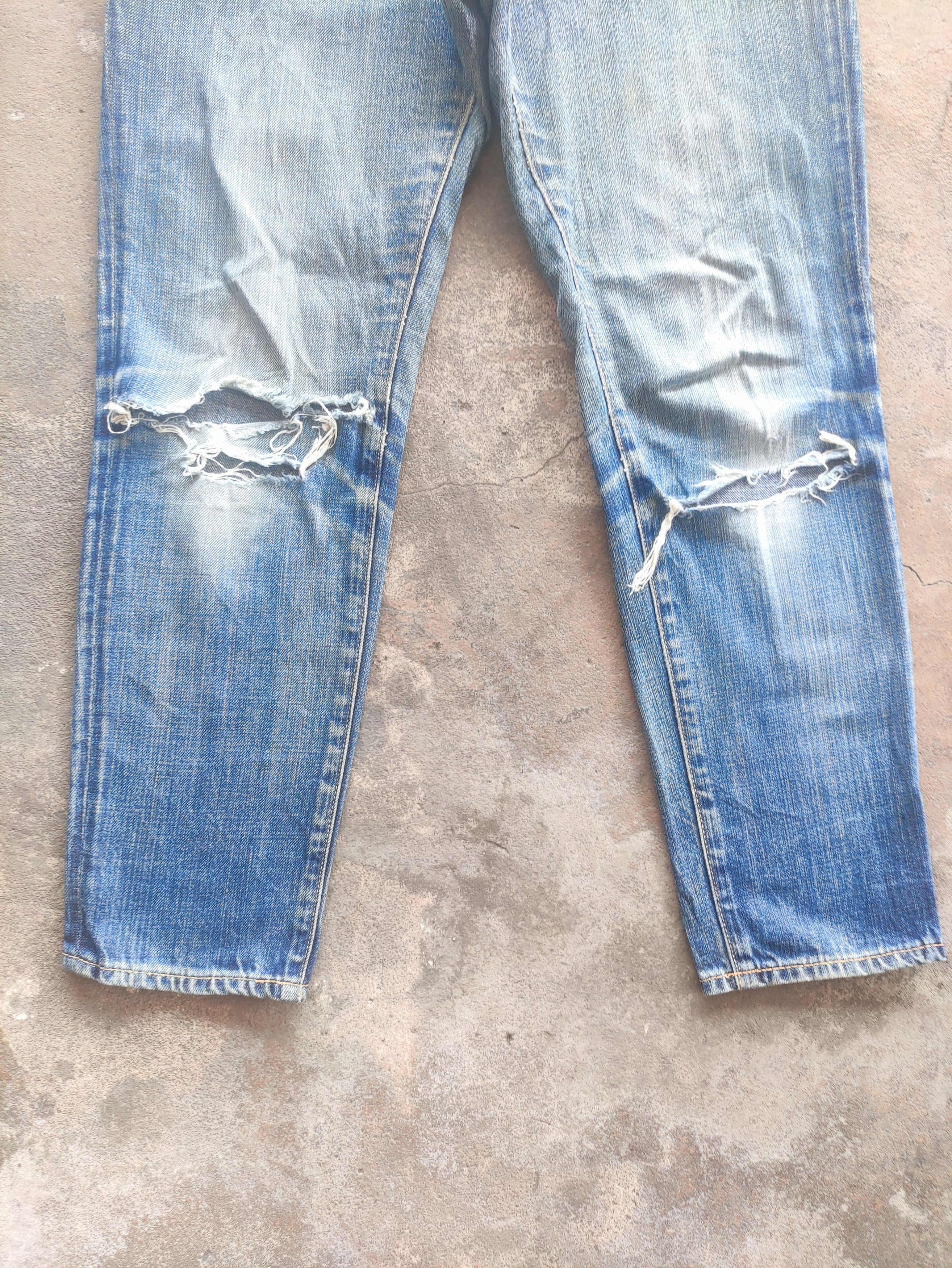 Japanese Brand × Jean × Vintage Vintage Caqu Japan Brand Distressed Jean Faded Pants Ripped Size US 33 - 4 Thumbnail