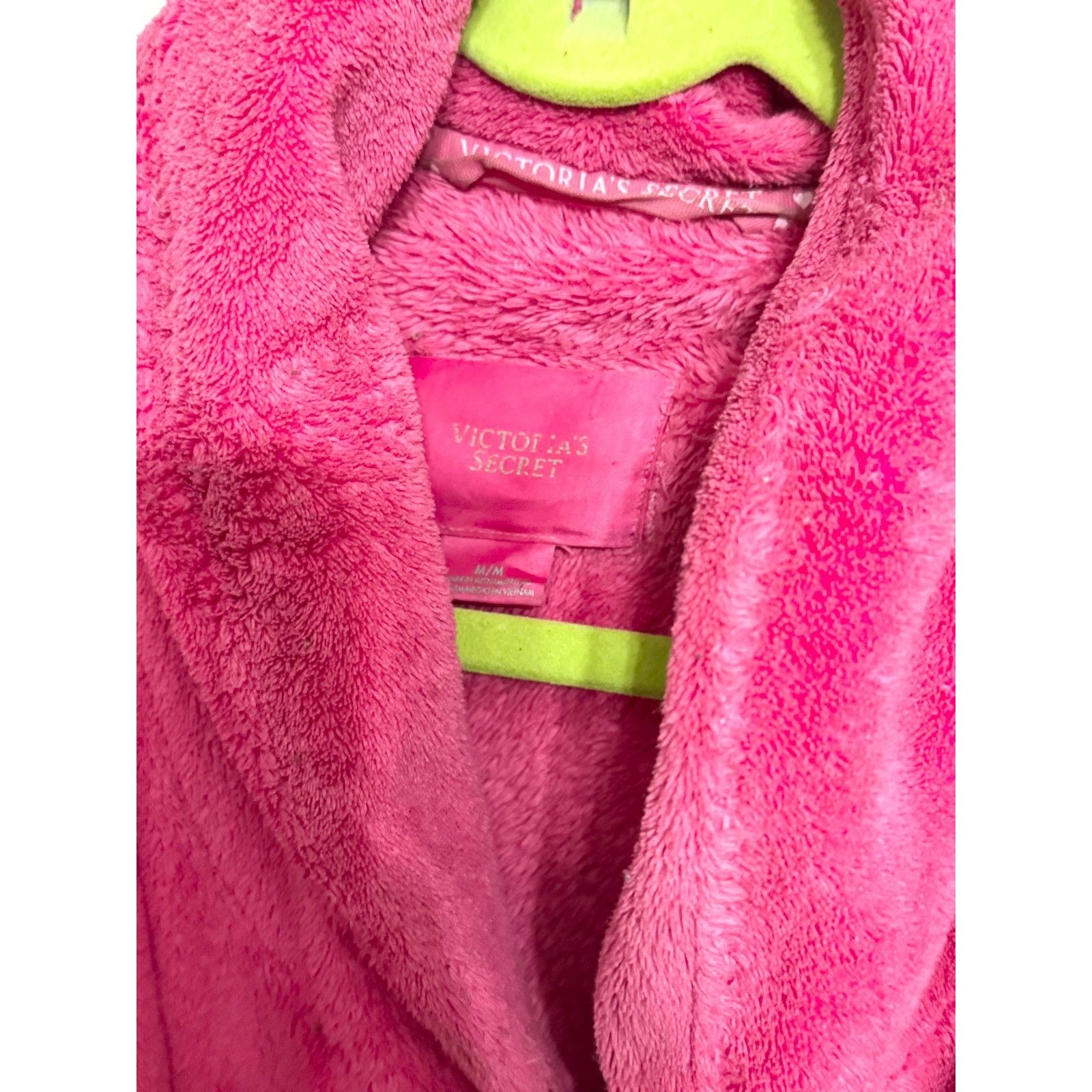 Victoria's Secret Victoria's Secret pink fuzzy robe size M Size M / US 6-8 / IT 42-44 - 4 Thumbnail