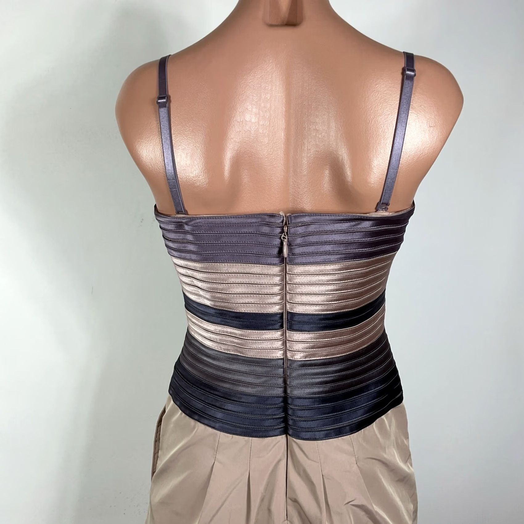 Bcbgmaxazria VINTAGE BCBG MaxAzira Dress 6 Taupe Purple Bandage Sheath Cocktail Mini Bubble Y2K Size M / US 6-8 / IT 42-44 - 6 Thumbnail