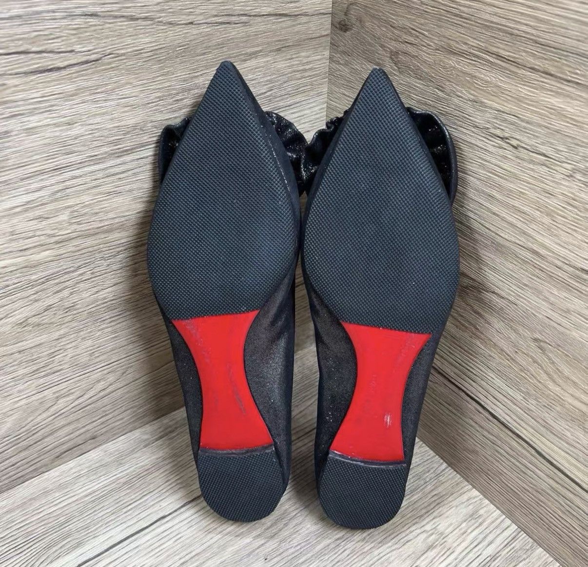 Christian Louboutin Christian Louboutin Glitter Flat Shoes J41 Size US 6.5 / IT 36.5 - 5 Thumbnail