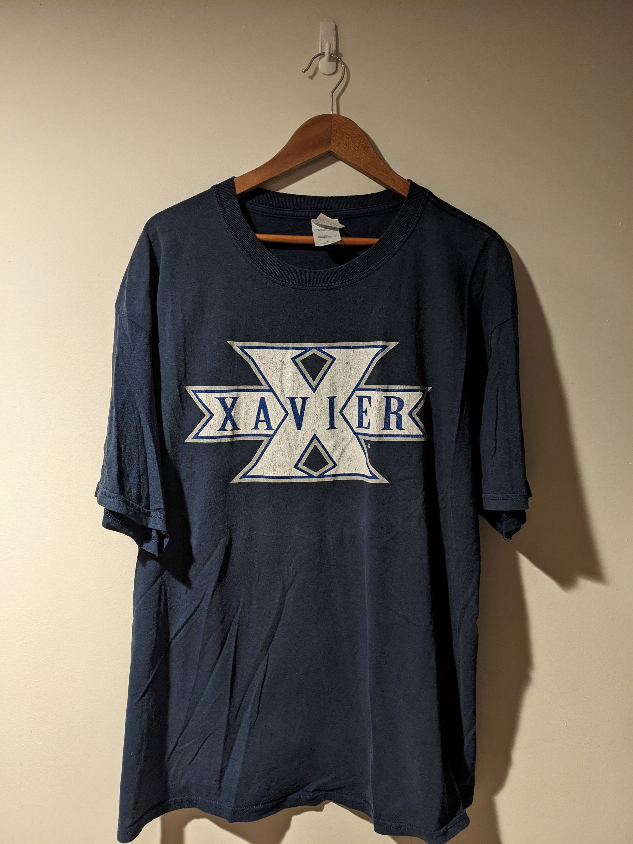 Other Vintage 90s Xavier University College Sports T-Shirt Size US XL / EU 56 / 4 - 1 Thumbnail