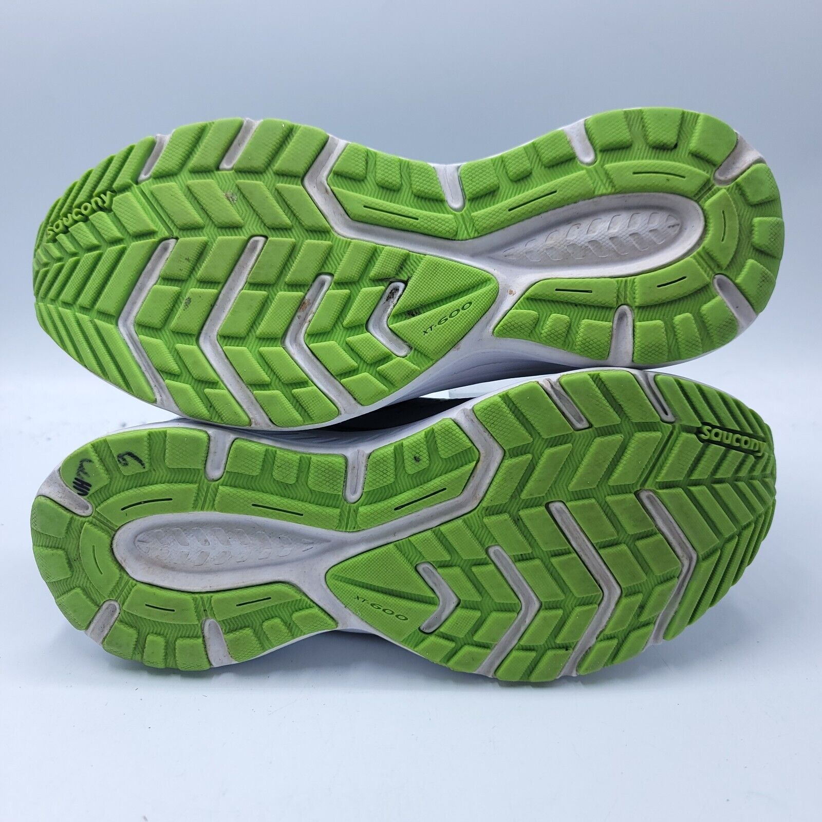 Saucony Saucony Grid Seeker Athletic Shoe Womens Size 7 S15312-10 Size US 7 / IT 37 - 7 Thumbnail