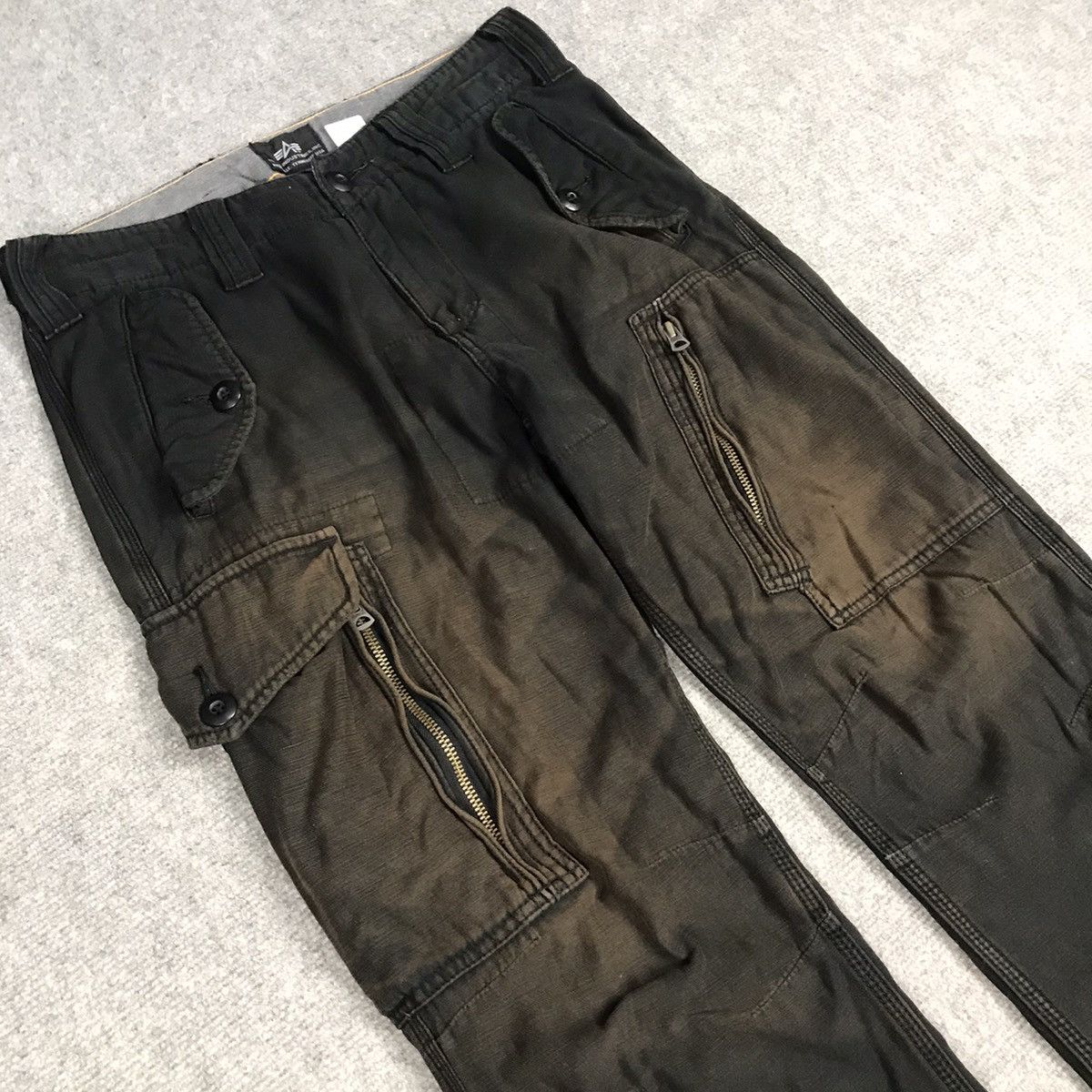 Alpha Industries × Japanese Brand Alpha Industries Sun Faded black Rusty cargo pants Size US 29 - 5 Thumbnail