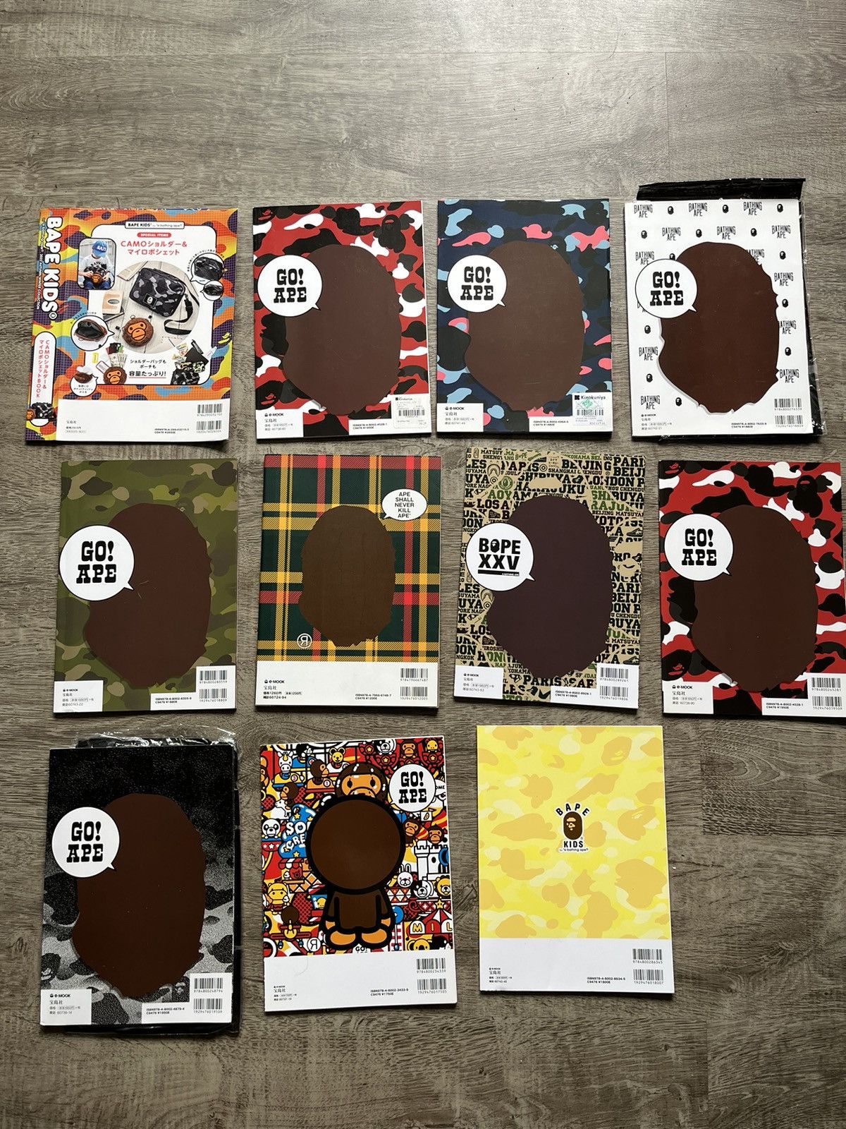 Bape A Bathing Ape Magazine Lot Size ONE SIZE - 2 Thumbnail
