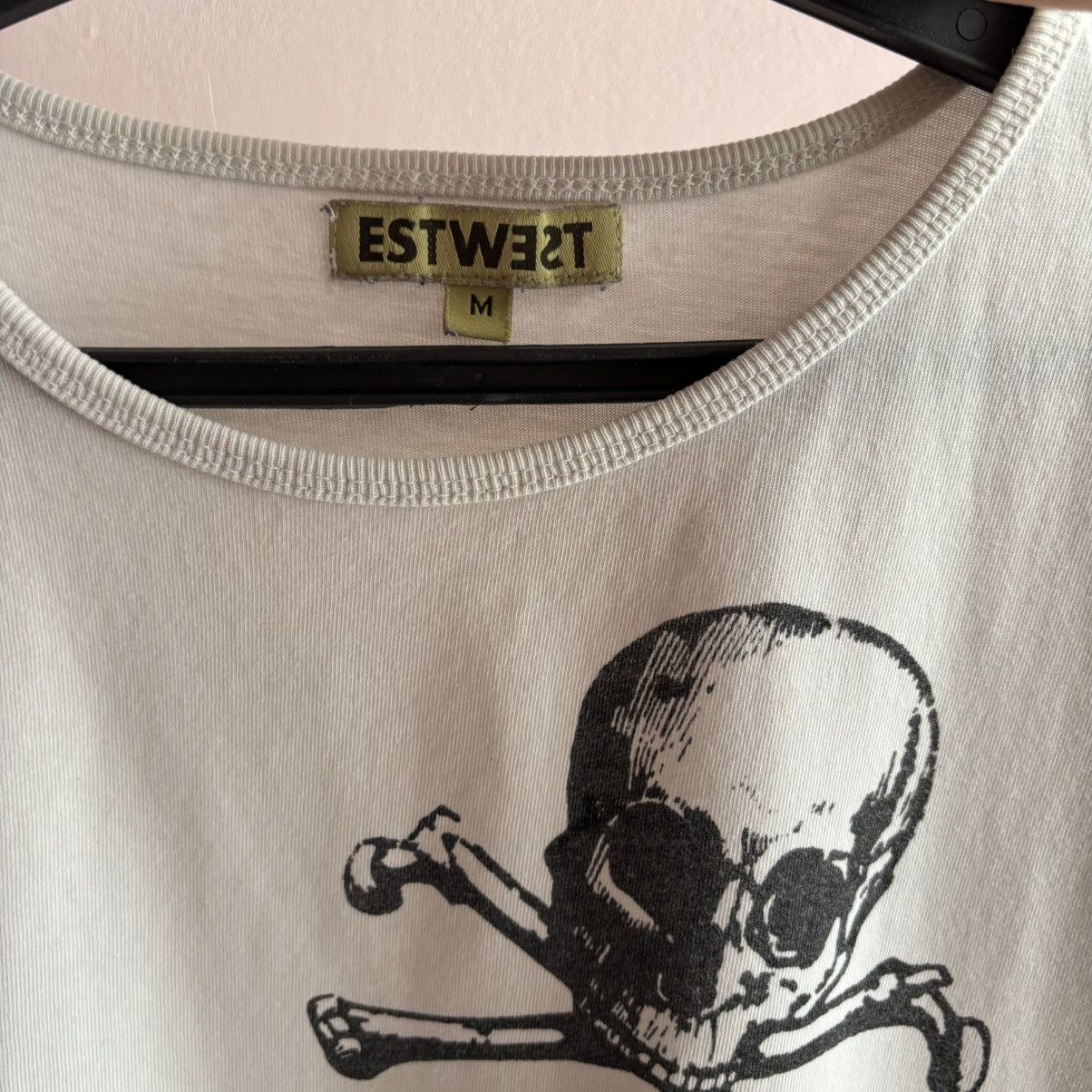 Japanese Brand ESTWEST Japanese Brand Skulls & Crossbones Slim Fit T-Shirt Size US M / EU 48-50 / 2 - 7 Thumbnail