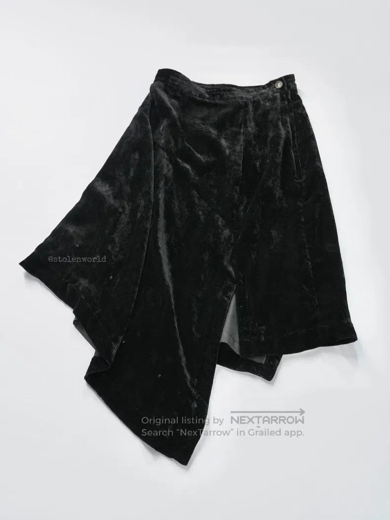 Comme des Garcons Comme Des Garcons size S Asymmetrical velvet skirt Size 23" - 1 Thumbnail
