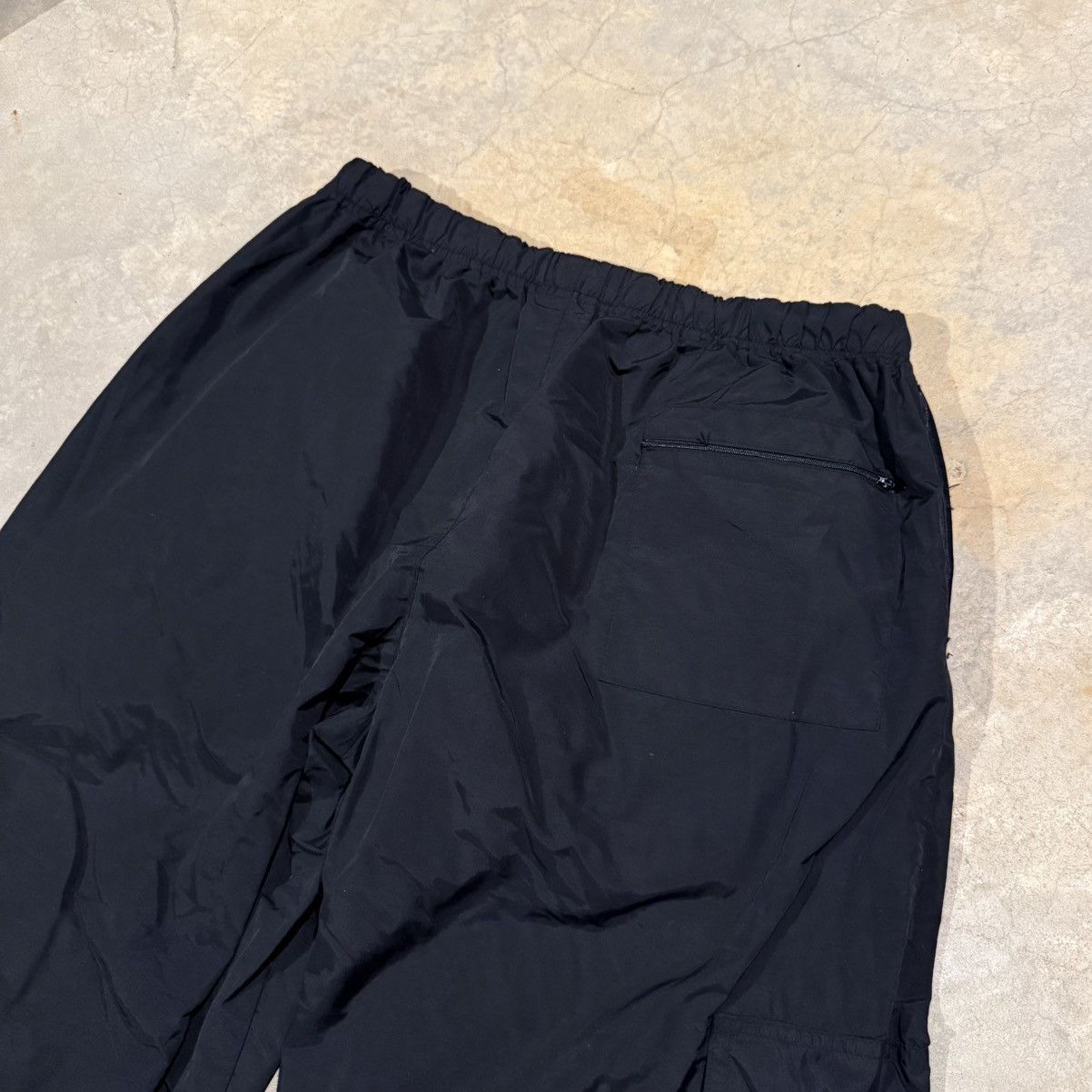 Vintage Vintage 90s Nylon Baggy Cargo Pants Rave ERD Grunge Y2K Size US 34 / EU 50 - 9 Thumbnail