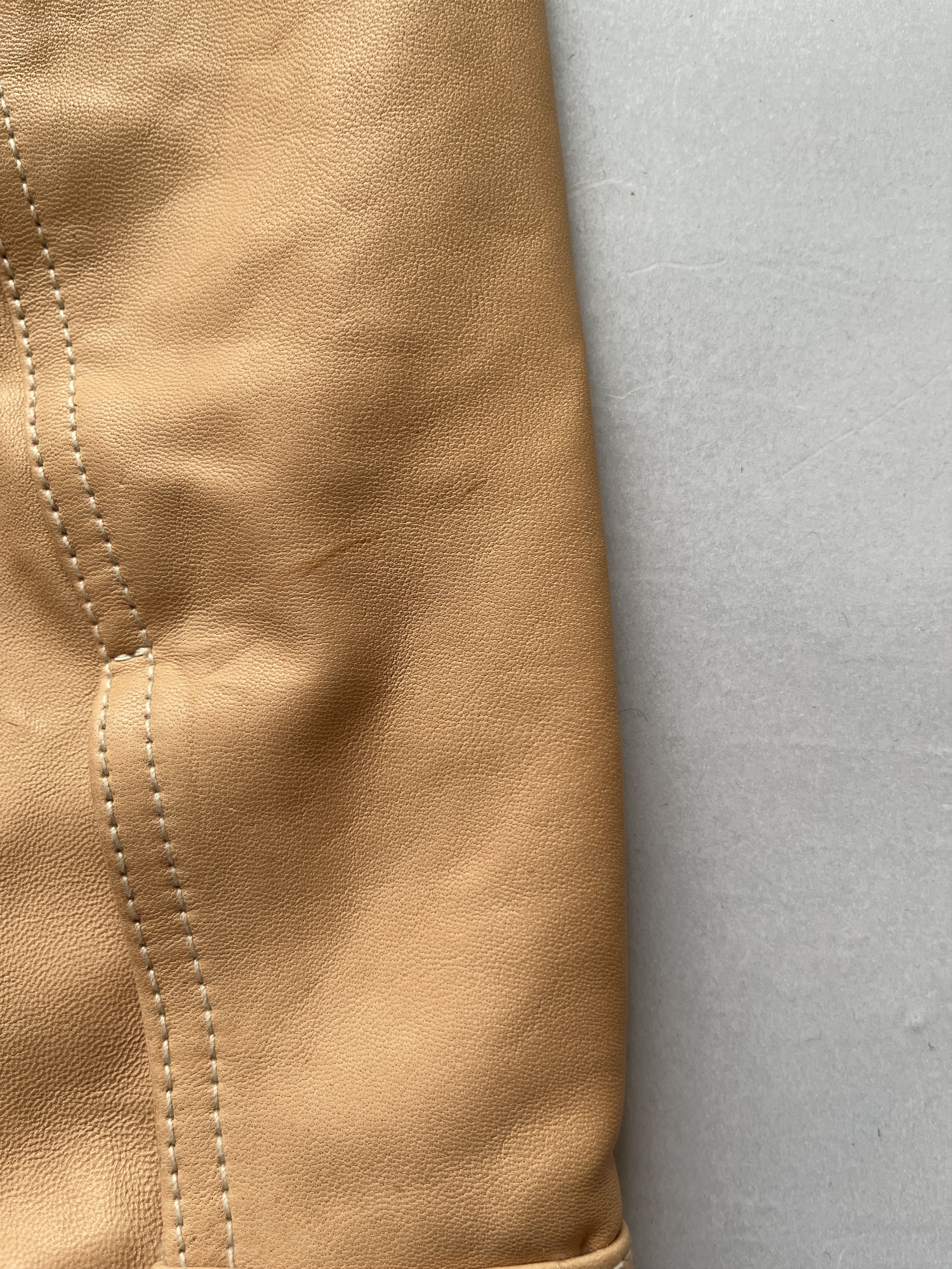 Helmut Lang ⚡️QUICK SALE⚡️Helmut Lang Beige Leather Trucker Jacket Size S / US 4 / IT 40 - 12 Thumbnail