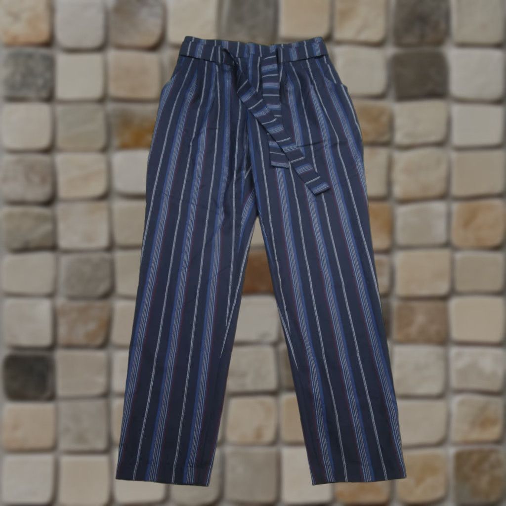 Pendleton VINTAGE Pendleton Dress Pants Womens 6P Petite Wool Taper Leg Navy Striped Office Wear Size 28" / US 6 / IT 42 - 1 Thumbnail