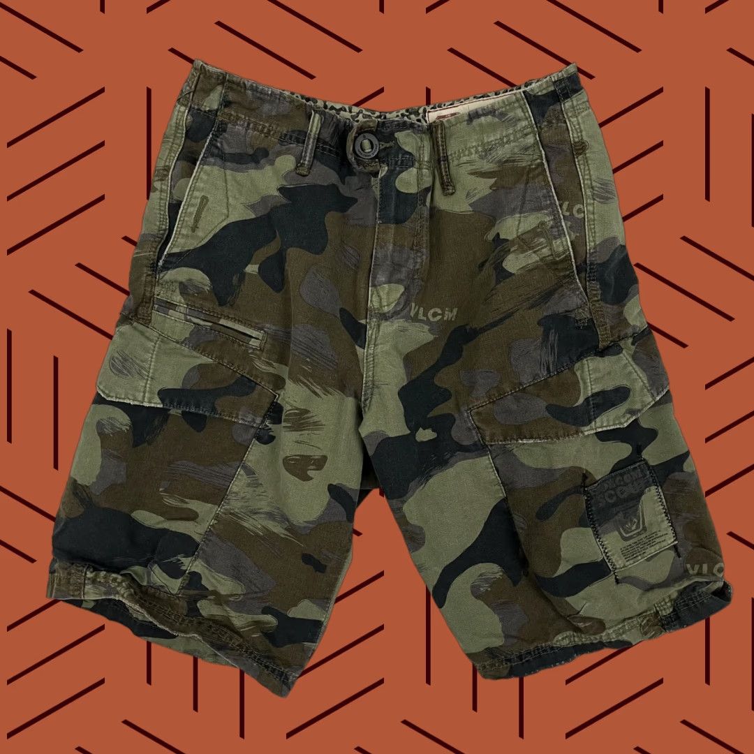 Volcom Volcom Shorts Cargo Scout Mens Size 28 x 9" Green Brown Camo Military Skater Y2K Size US 28 / EU 44 - 1 Thumbnail