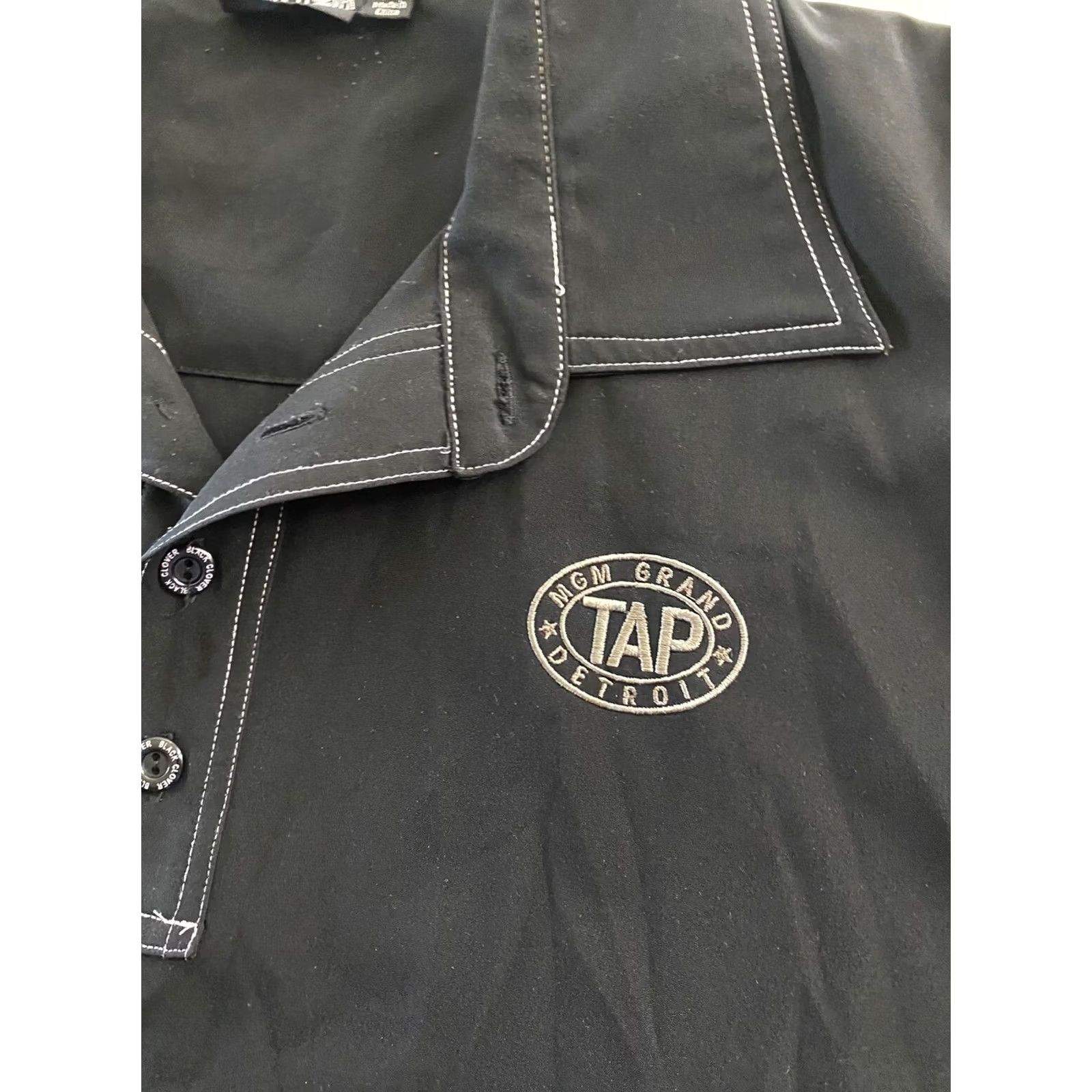 Vintage VINTAGE Black Clover Polo Shirt XL Mens Detroit MGM Grand Tap Black Clover Polo Shirt XL Mens Detroit MGM Grand Tap Size US XL / EU 56 / 4 - 4 Thumbnail