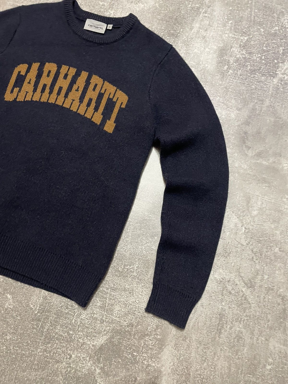 Carhartt Vintage Carhartt University Script Lambswool Sweater Size US S / EU 44-46 / 1 - 5 Thumbnail