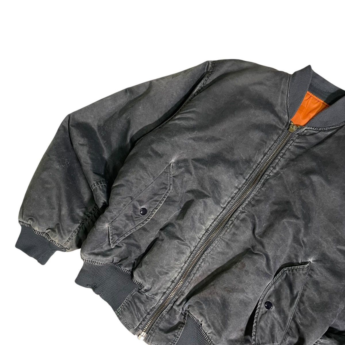 Avirex Vintage 90s MA-1 Bomber Jacket Sun Faded Trashed Distressed Size US M / EU 48-50 / 2 - 3 Thumbnail
