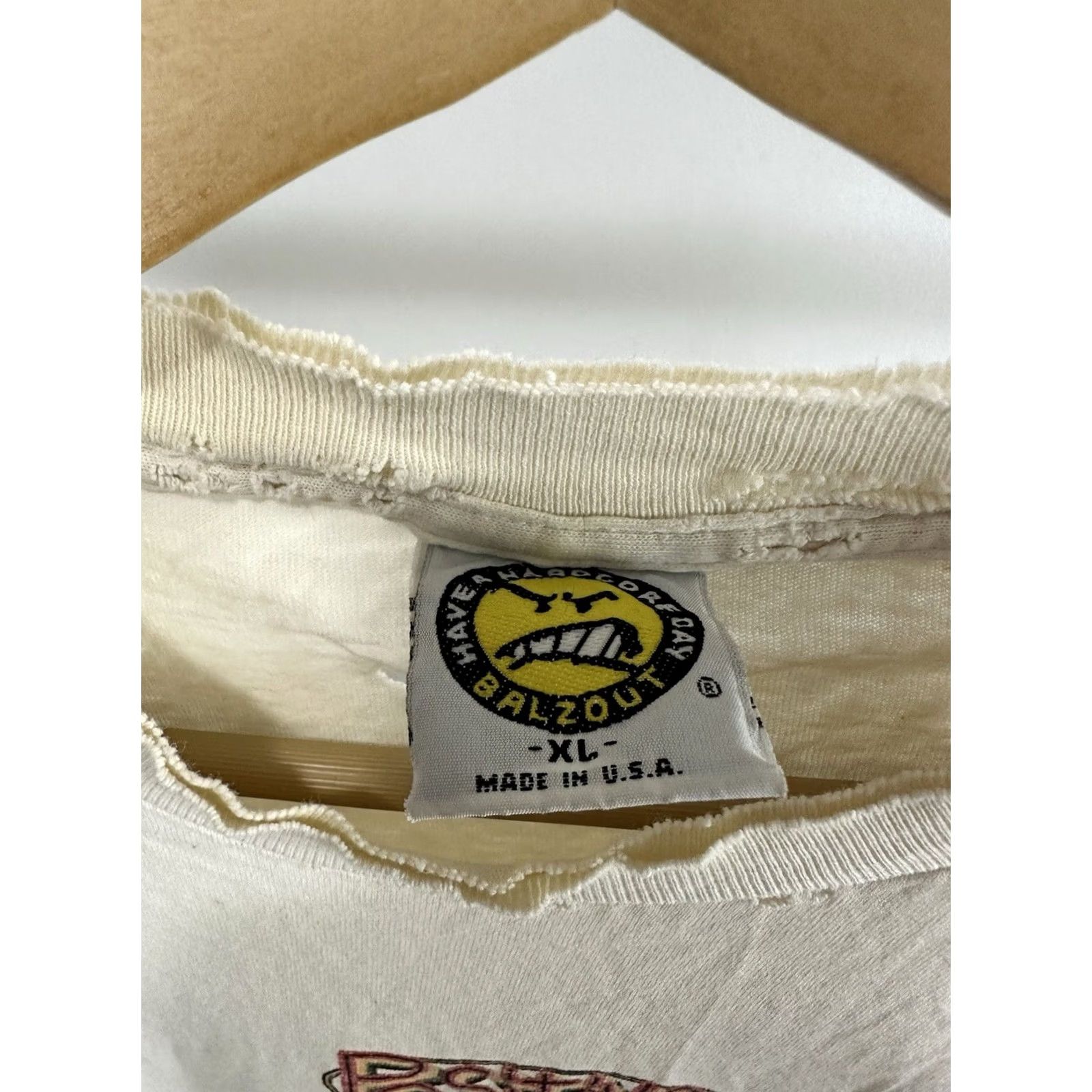 Vintage VINTAGE Balzout T-Shirt XL Cream 90s Peace Not War Love Not Hate Positve Thrashed Worn Mens Size US XL / EU 56 / 4 - 3 Thumbnail
