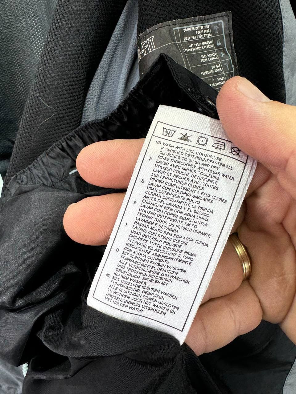 Vintage Vintage 90s Men’s Nike ACG Storm Fit Nylon Jacket Size US M / EU 48-50 / 2 - 24 Thumbnail