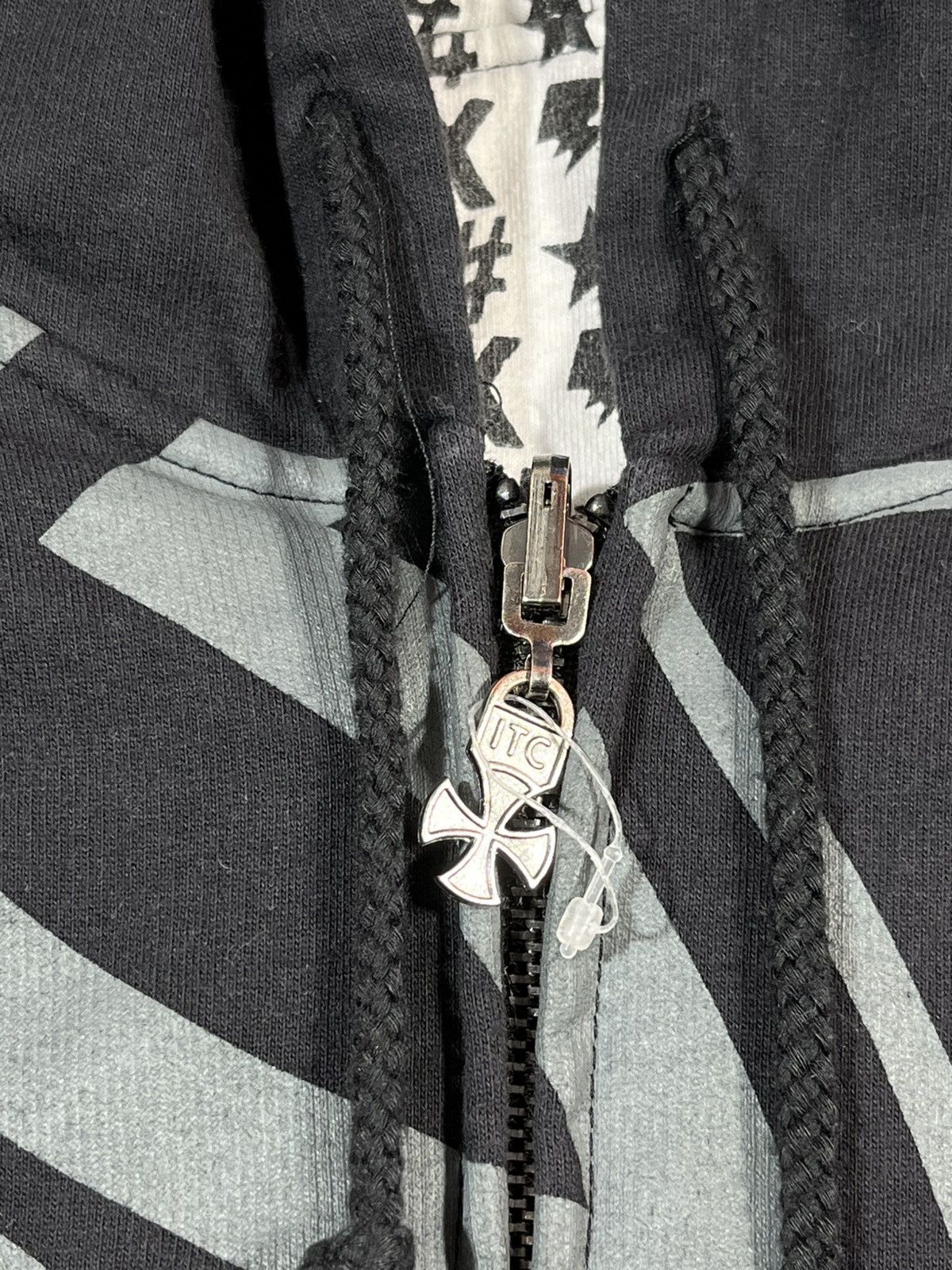 Independent Truck Co. Y2K Reversible Zip-Up Hoodie Independent Logo Graphic Print Size US S / EU 44-46 / 1 - 9 Thumbnail