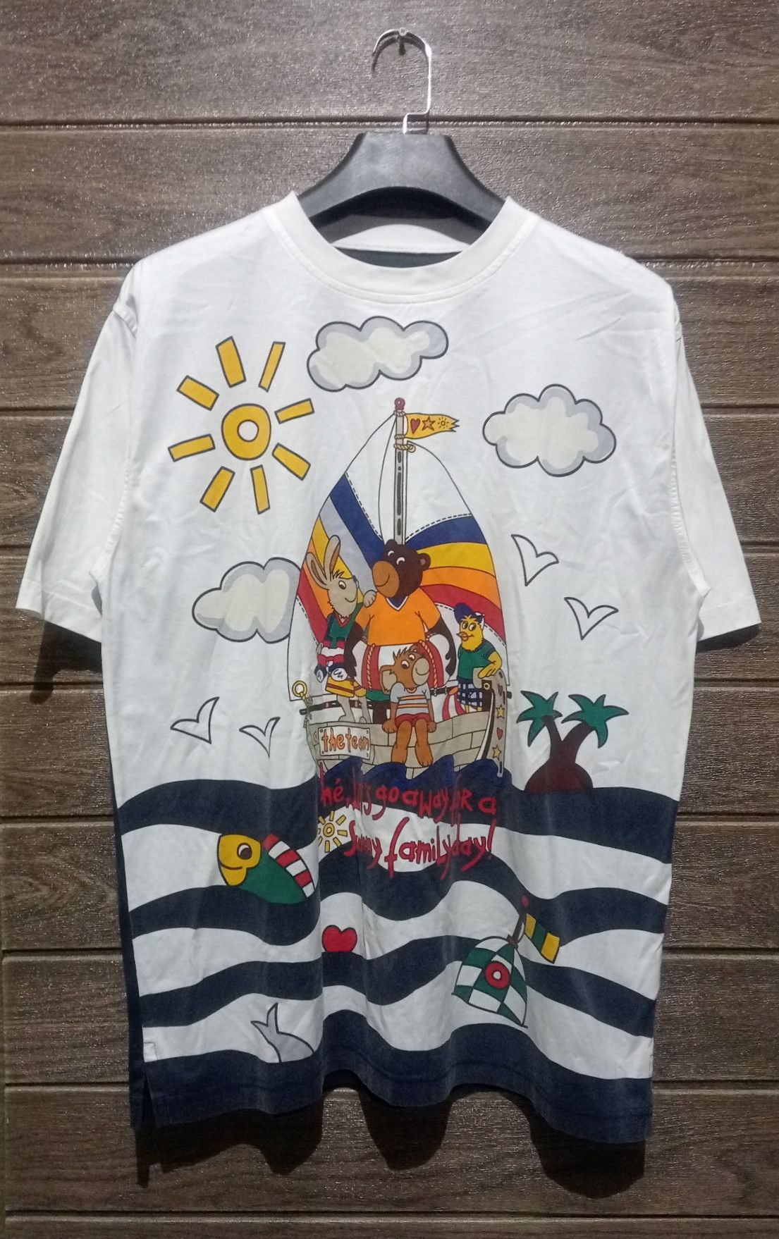 Designer × Jean Charles De Castelbajac Vintage Castelbajac Sport Sunny Family Day Tee Very Rare Size US XL / EU 56 / 4 - 1 Thumbnail