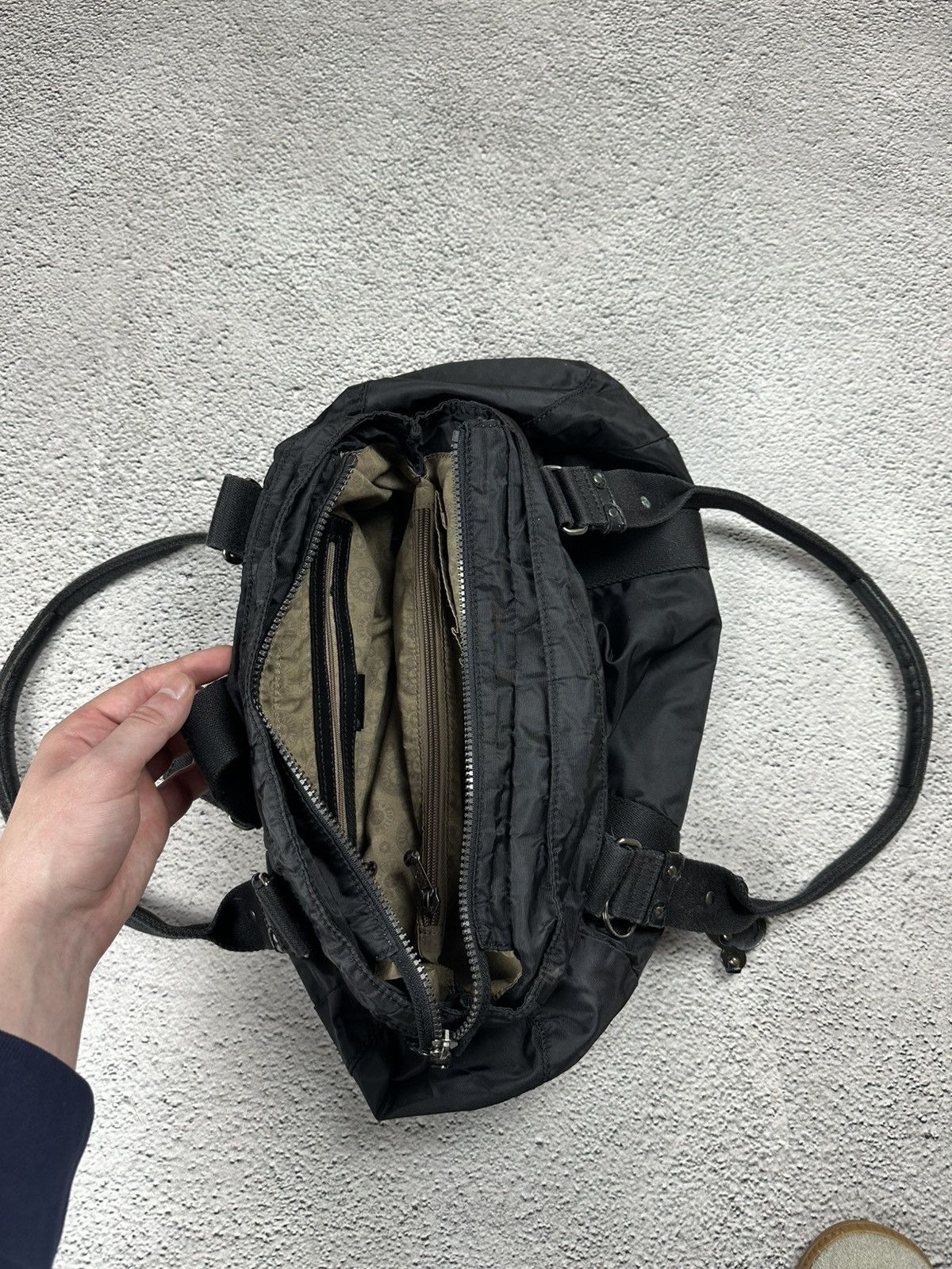 Japanese Brand Kipling Shoulder Bag Japan Y2K Avant Garde SK8 GGL Bag Style Size ONE SIZE - 11 Thumbnail