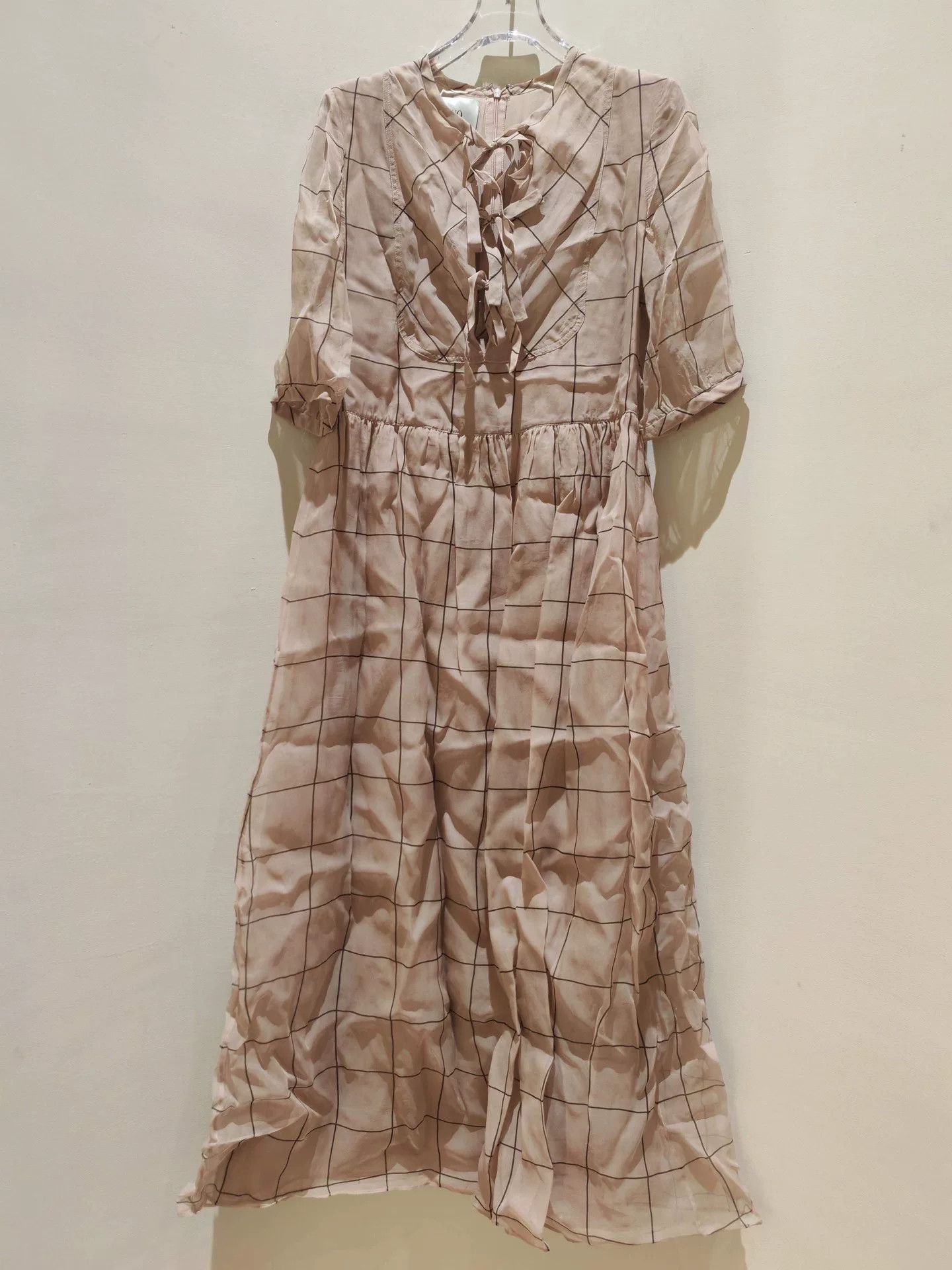 Valentino Valentino Beige Check Silk Dress Size S / US 4 / IT 40 - 1 Thumbnail