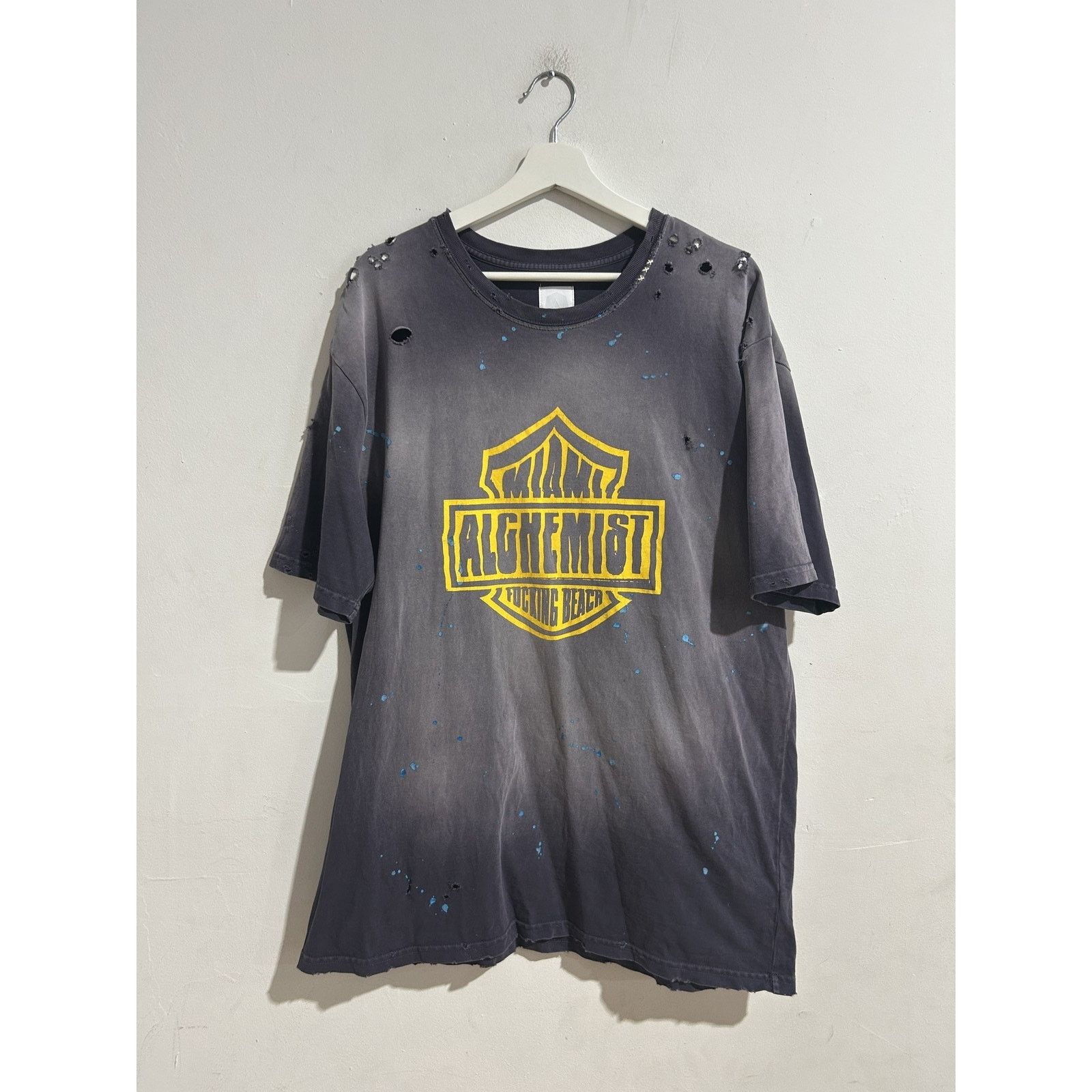 Alchemist ALCHEMIST HUGH TEE SIZE XL PREOWNED Size US XL / EU 56 / 4 - 1 Thumbnail
