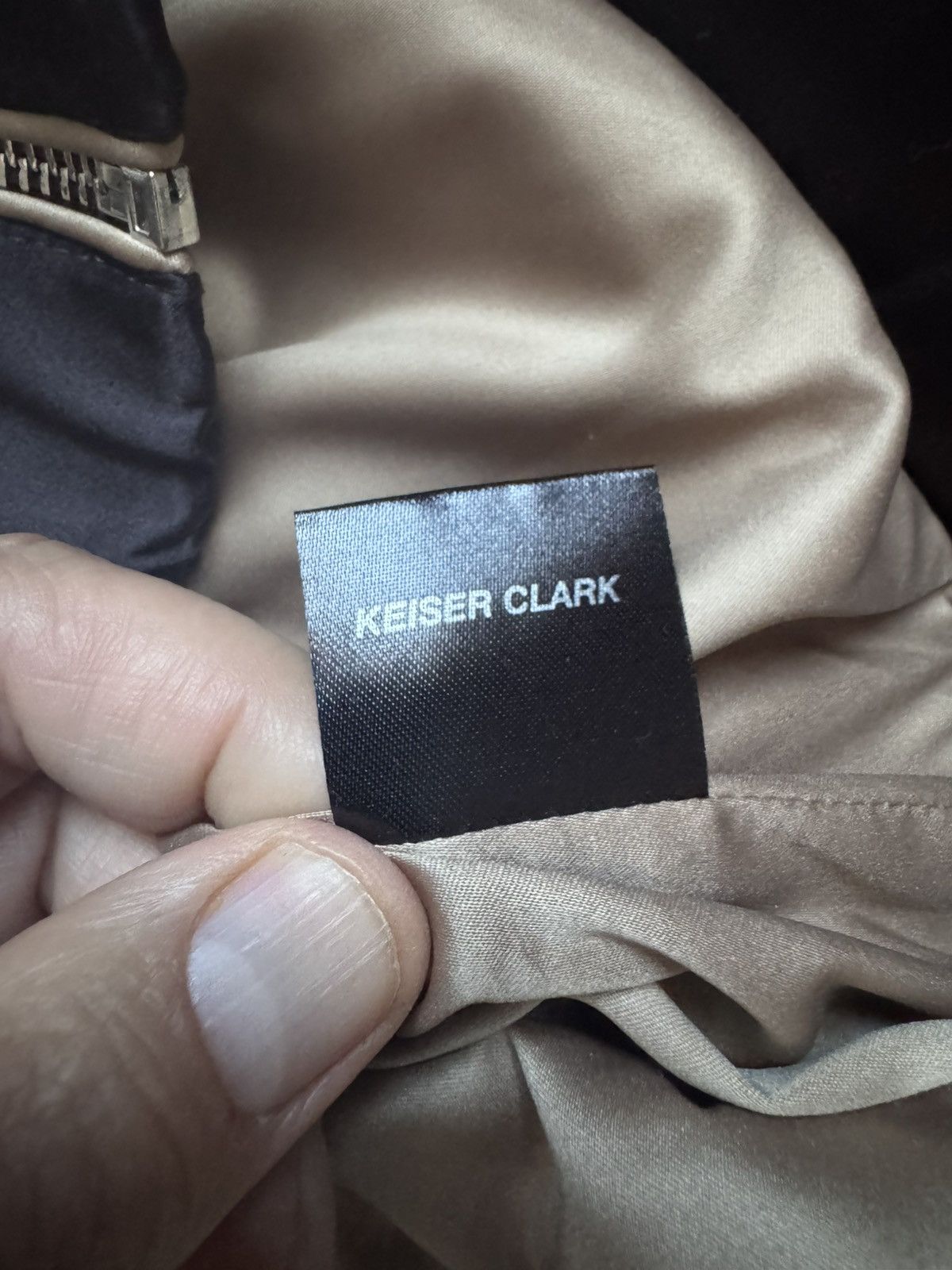 Keiser Clark KEISER CLARK jacket SIZES IN PHOTOS SHOWN BY TAPE MEASURE Size US M / EU 48-50 / 2 - 14 Thumbnail