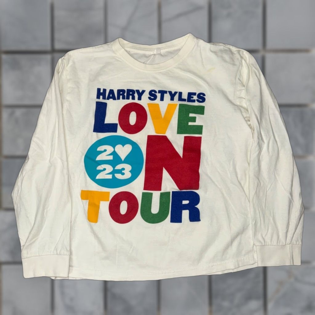 Vintage Harry Styles Love In Tour Long Sleeve T-Shirt White Large Mens Crew Neck Cotton Regular Unbranded Size US L / EU 52-54 / 3 - 1 Thumbnail