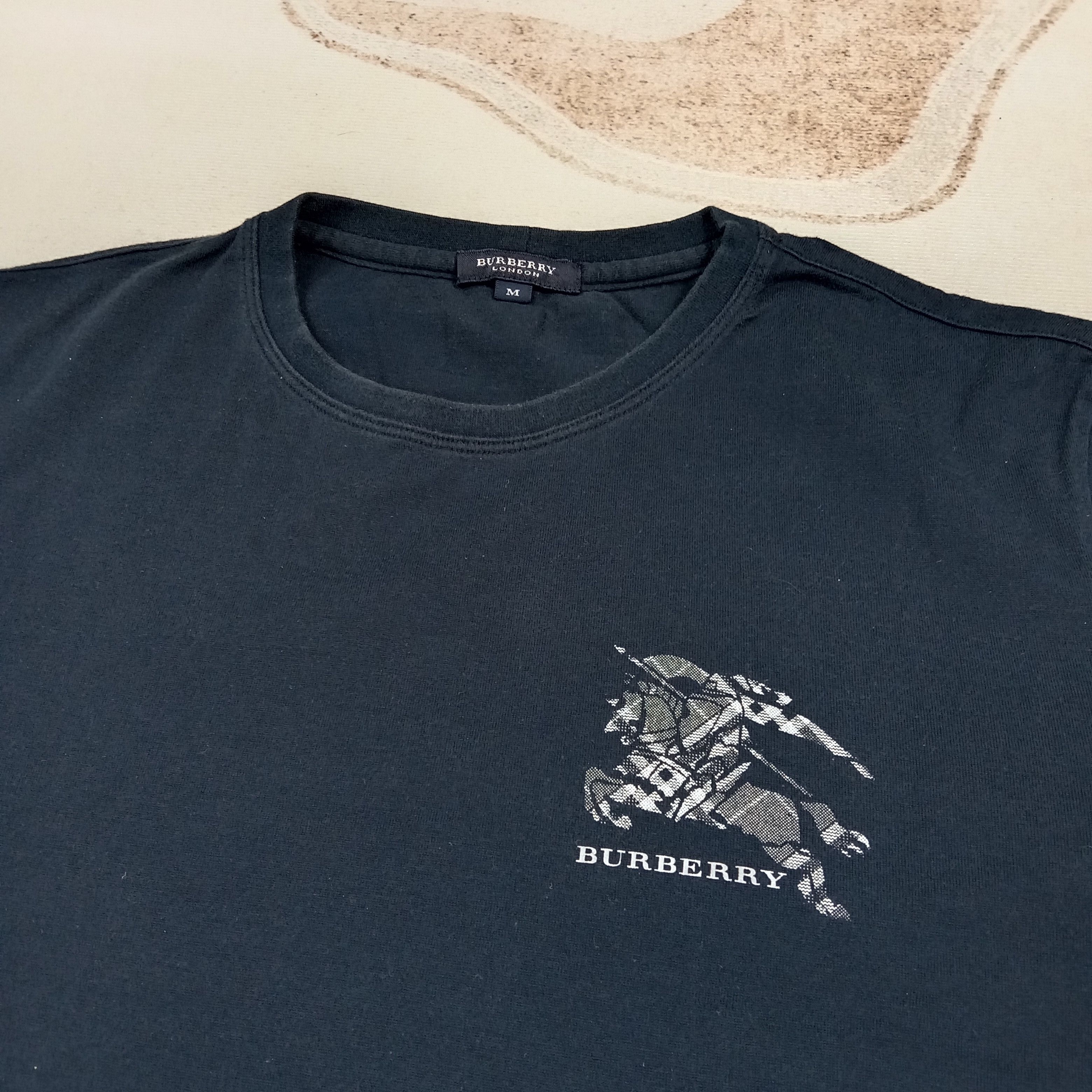 Burberry Burberry London Designer Brand Logo Tshirt C285N54 Size US M / EU 48-50 / 2 - 4 Thumbnail