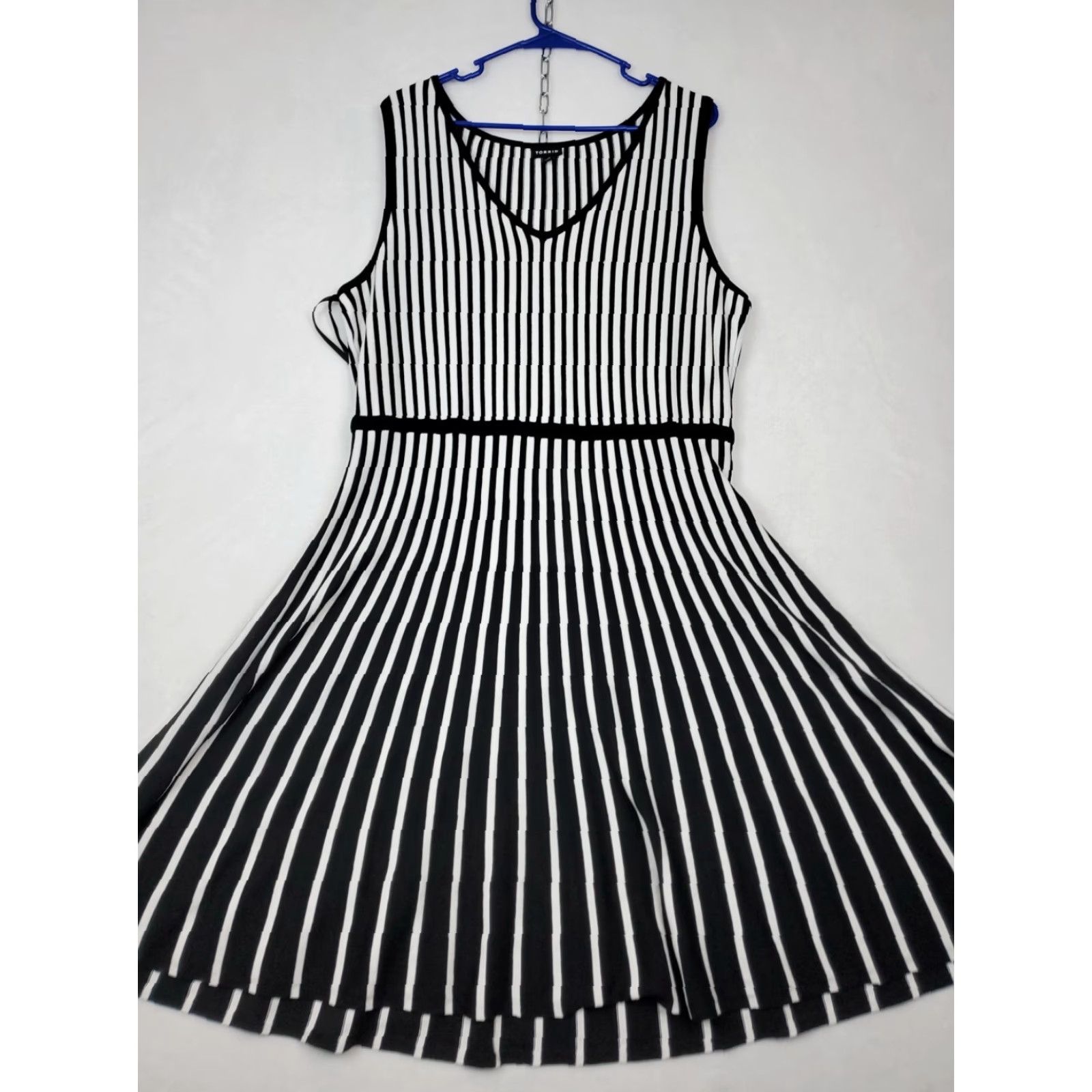 Torrid Torrid Dress Sleeveless Black White Stripe Fit & Flare Midi 2 Plus Size Women Rayon/Polyester Knit XS/S? (Note: This seems incorrect) Size XS / US 0-2 / IT 36-38 - 3 Thumbnail