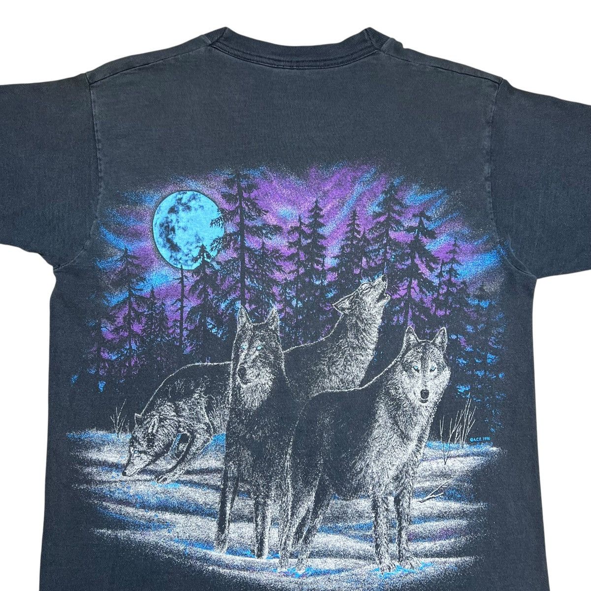 Fruit Of The Loom Vintage 1996 Alaska Wolf Pack Nature Double Sided T-Shirt Size US M / EU 48-50 / 2 - 9 Thumbnail