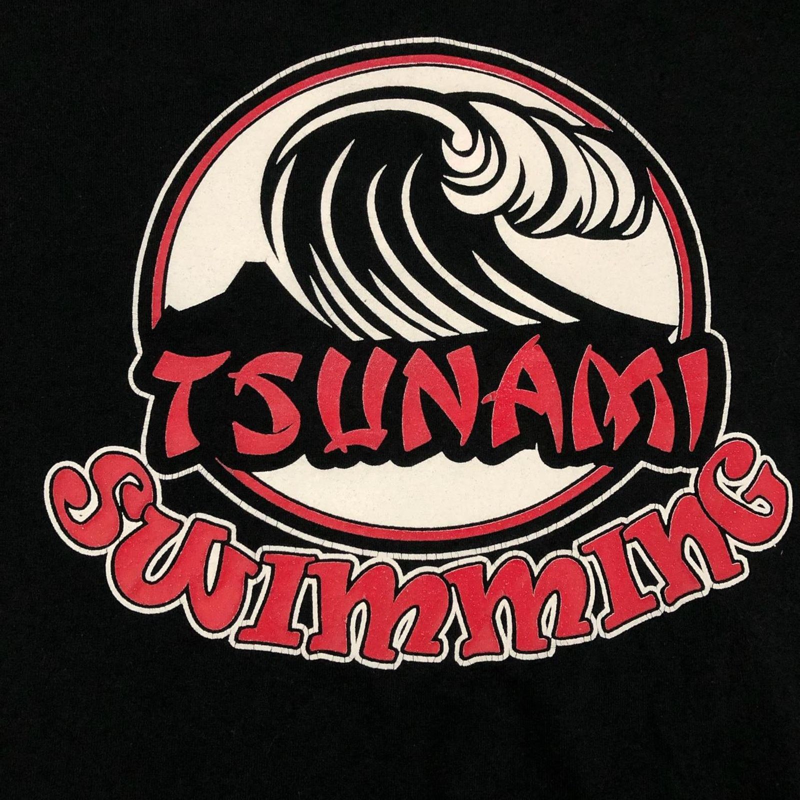 Gildan Men’s Black ‘Tsunami Swimming’ Graphic Tee Size US M / EU 48-50 / 2 - 3 Thumbnail