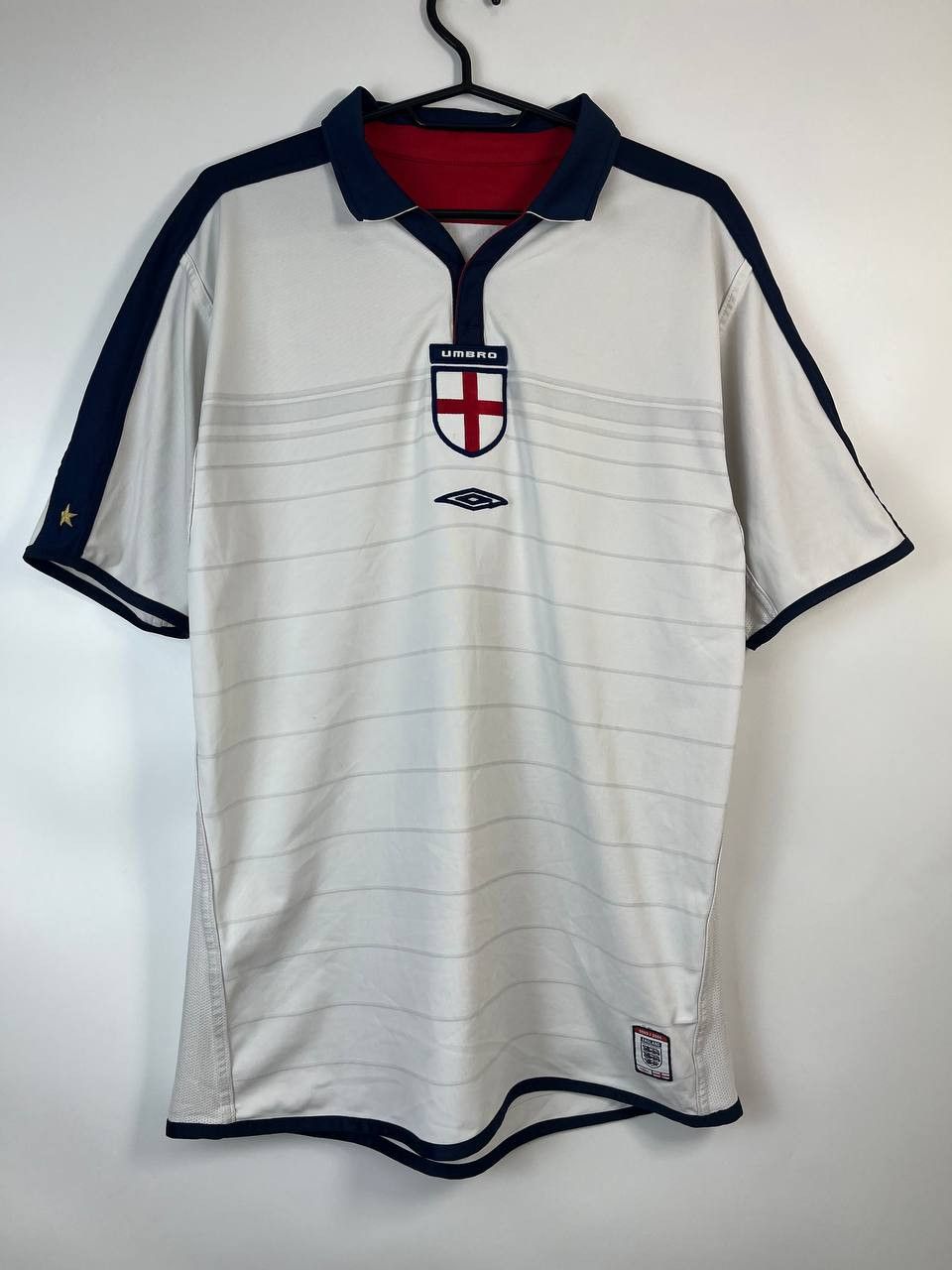 Umbro National Team England Umbro 2004 Home Football Shirt Size M Size US M / EU 48-50 / 2 - 7 Thumbnail