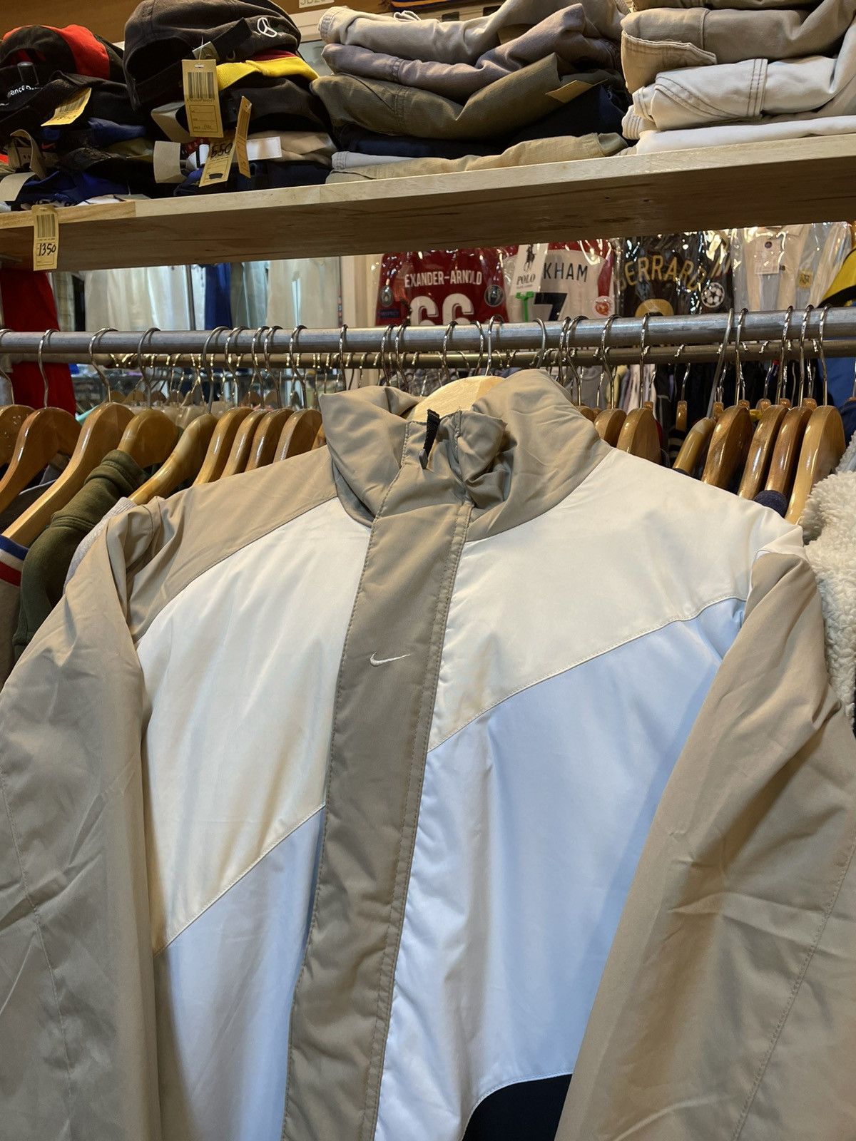 Nike Nike Center Swoosh Puffer Jacket Size US L / EU 52-54 / 3 - 2 Thumbnail
