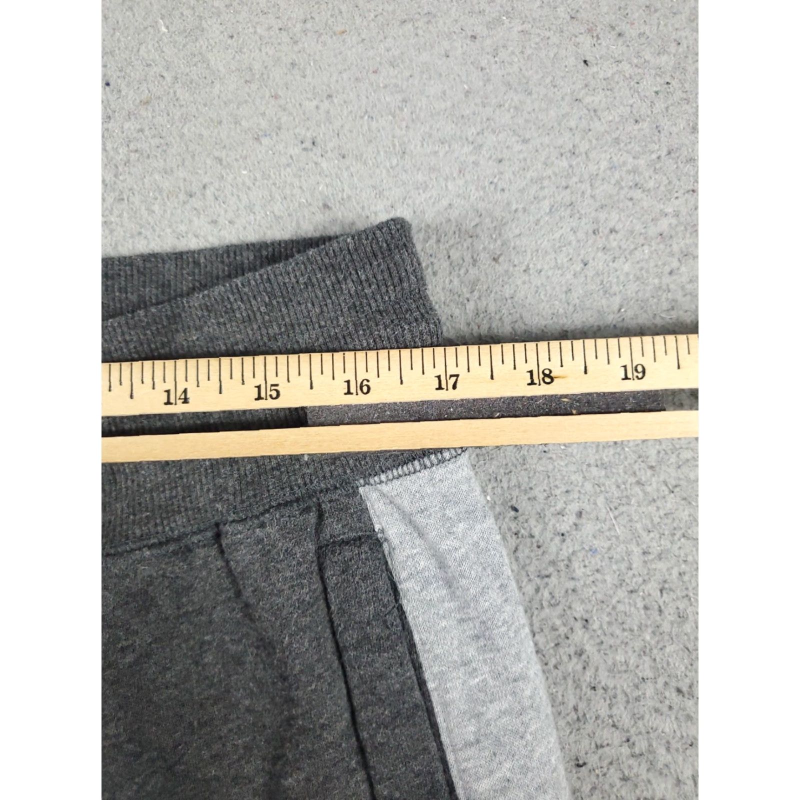 Reebok Reebok Pants Mens Size Medium Gray Track Jogger Sweatpants Casual Activewear Sport Size US 31 - 3 Thumbnail