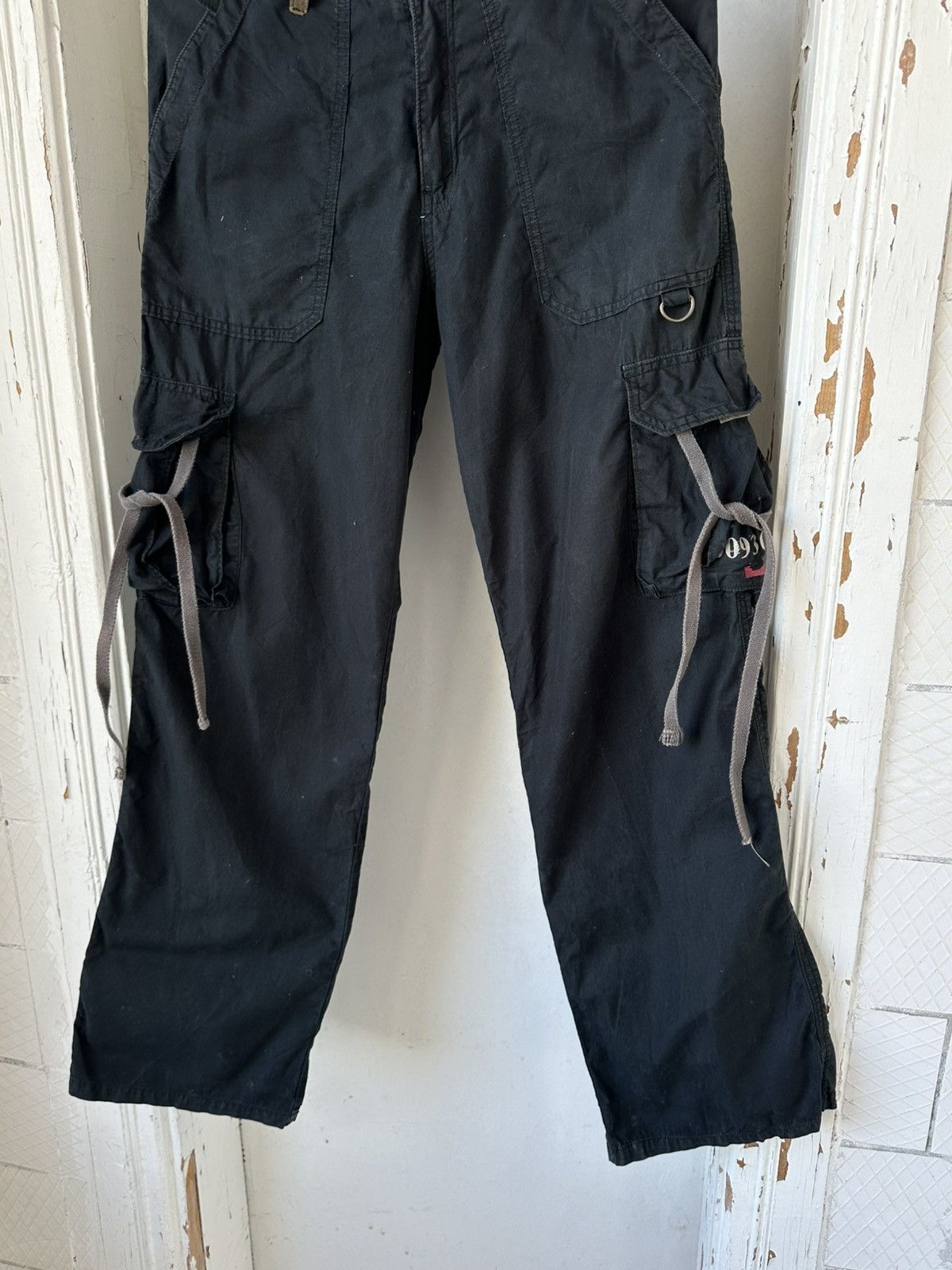 If Six Was Nine Y2K Vintage Cargo Bondage Black Pants Size 27" / US 4 / IT 40 - 3 Thumbnail