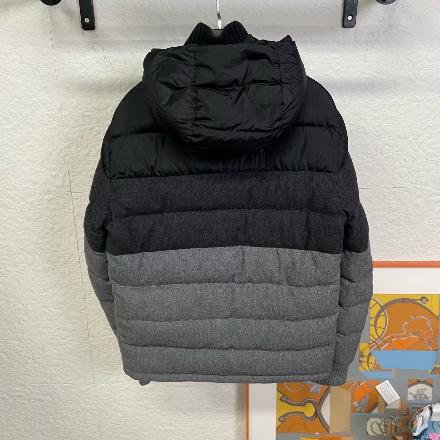 Moncler Moncler Colorblock Sleeve Logo Down Jacket Size US L / EU 52-54 / 3 - 2 Thumbnail