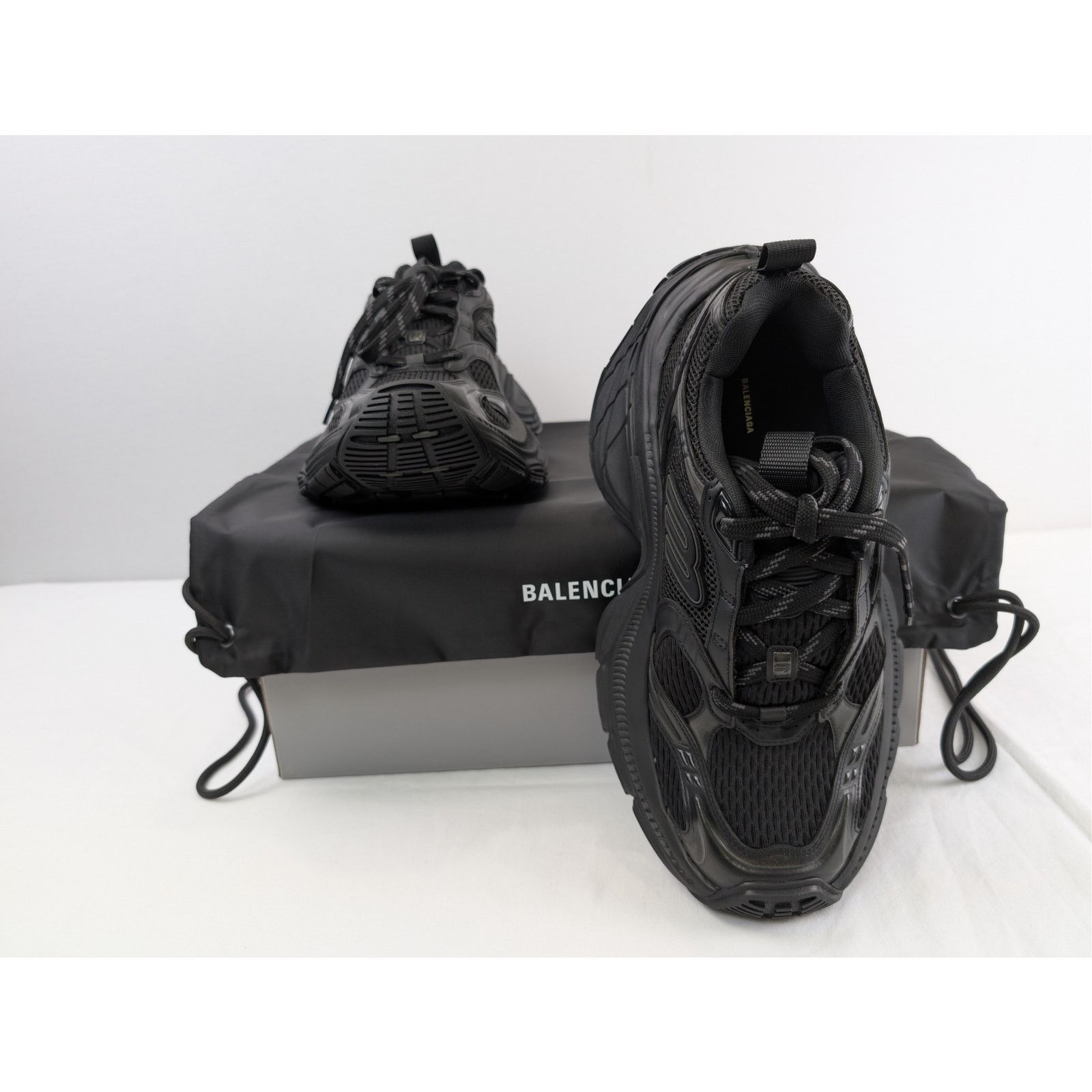 Balenciaga o1rshd1 Q:2 / 10XL Mesh Sneaker TPU PU Sneakers in Black Size US 12 / EU 45 - 17 Thumbnail