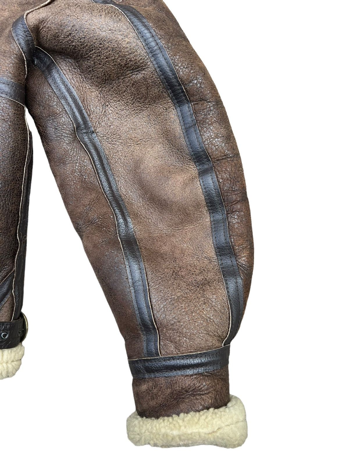 Vintage Vintage 80s Distress Patina Sheep Leather B-3 Flight Jacket Size US M / EU 48-50 / 2 - 16 Thumbnail