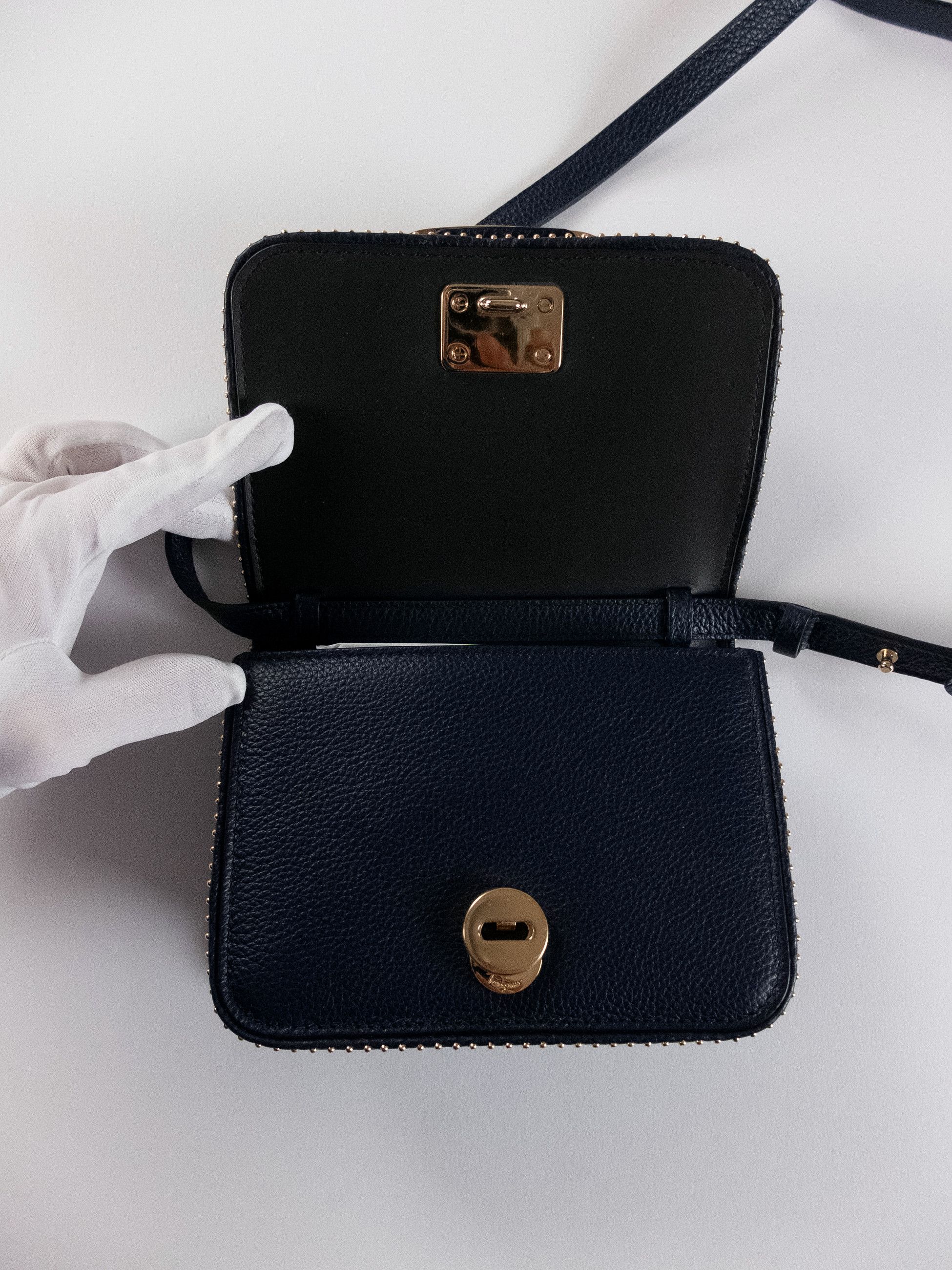 Salvatore Ferragamo SALVATORE FERRAGAMO Vara bow navy leather mini shouder bag Size ONE SIZE - 9 Thumbnail