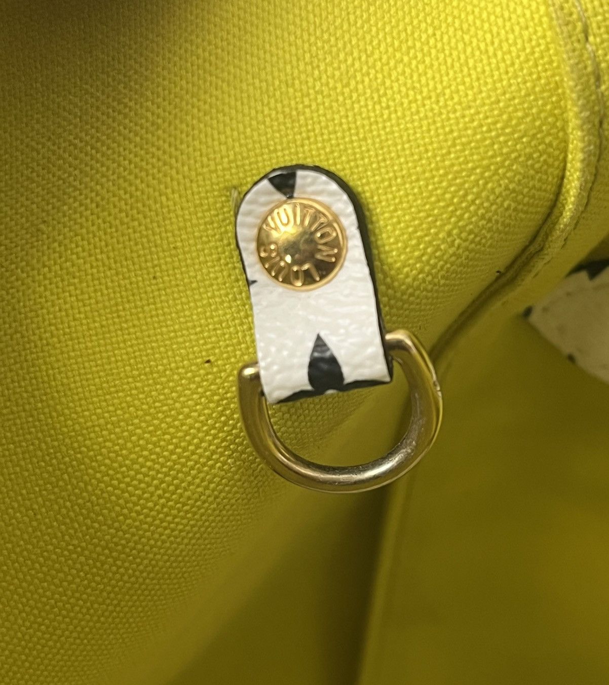 Louis Vuitton Louis Vuitton Monogram (With Pouch) Yellow Lining (PreOwned) Size ONE SIZE - 7 Thumbnail