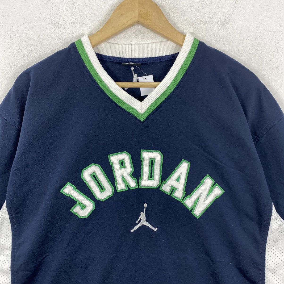 Jordan Brand Vintage Jordan Navy Blue Green V-Neck Mesh Jersey L Size US L / EU 52-54 / 3 - 4 Thumbnail