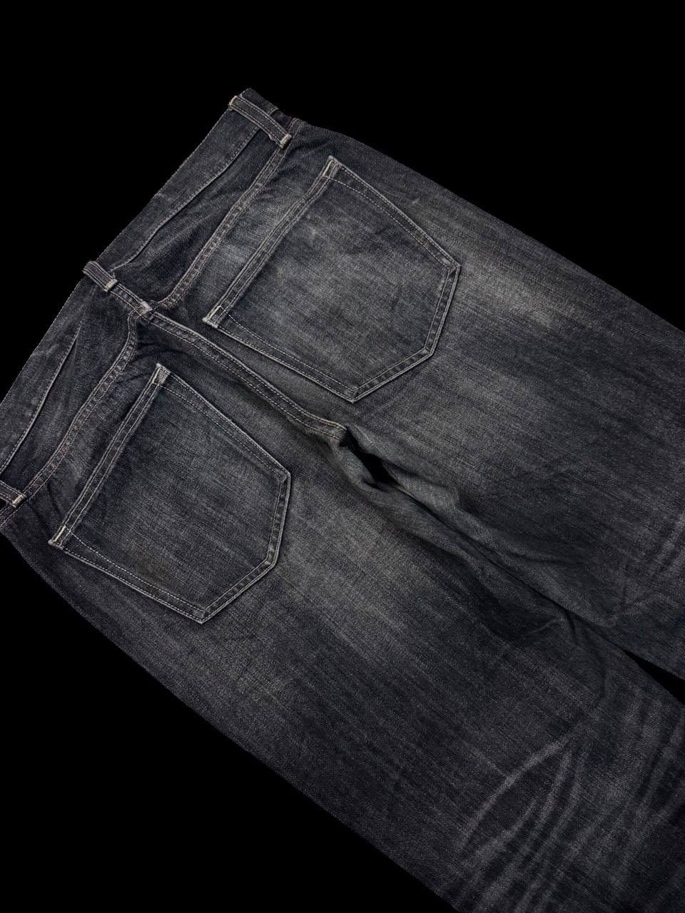Uniqlo INSANE 90s Style Uniqlo Rusty Mudwash Distressed Denim Jean Size US 32 / EU 48 - 17 Thumbnail